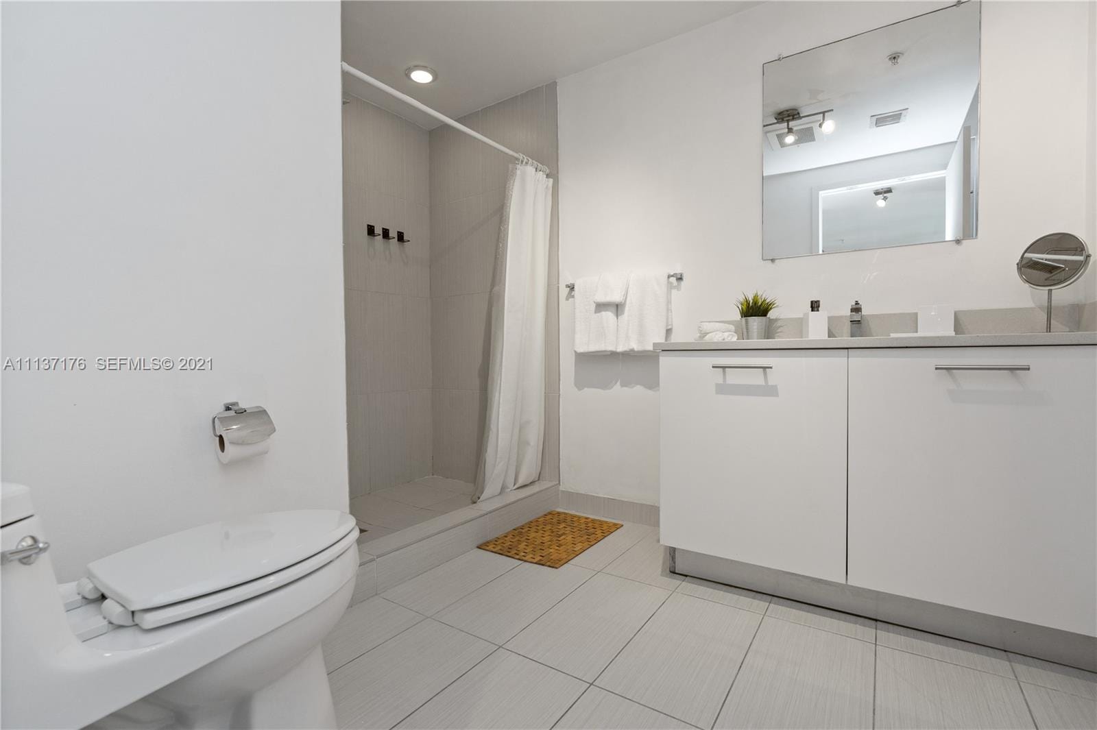 3250 NE 1st Avenue 703, Miami, FL 33137 photo 19