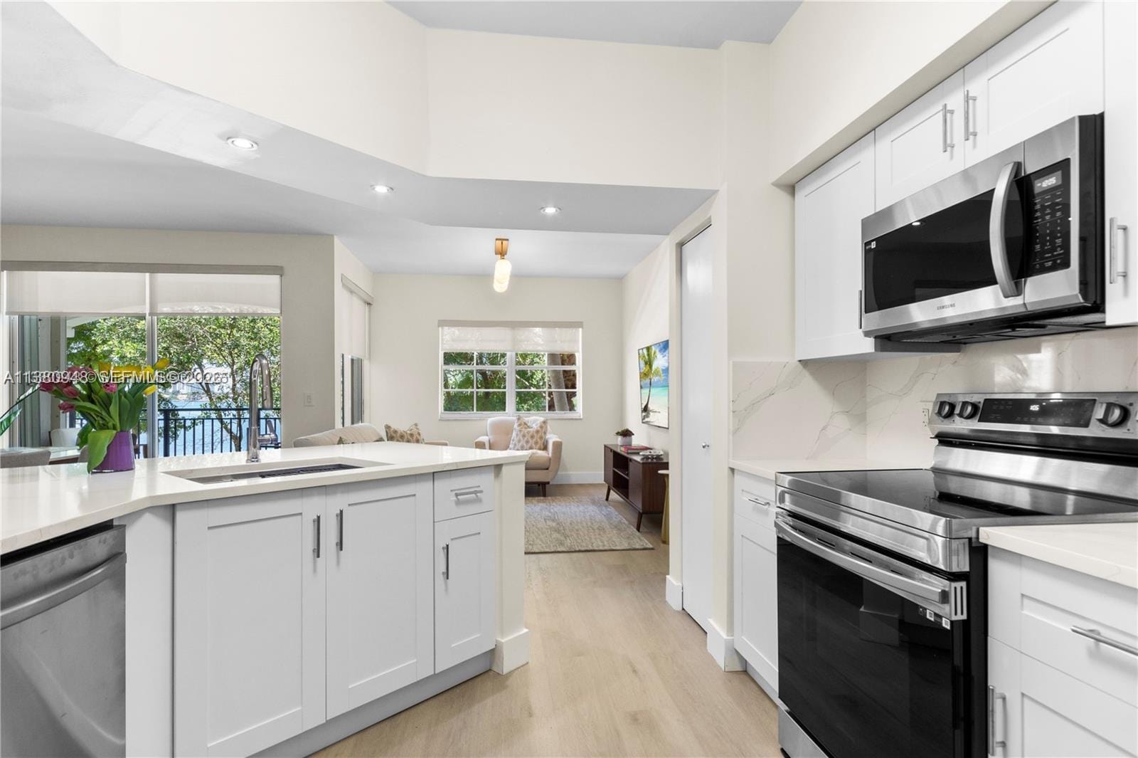 3255 NE 184th 12310 — photo 11
