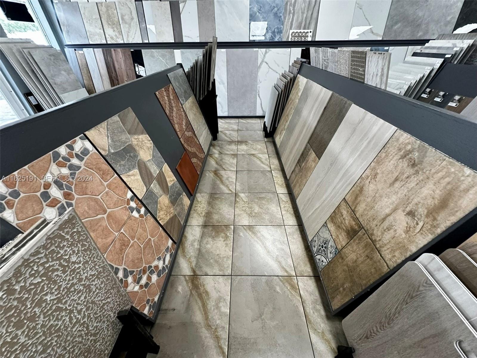 Tile Business, Hialeah, FL 33010