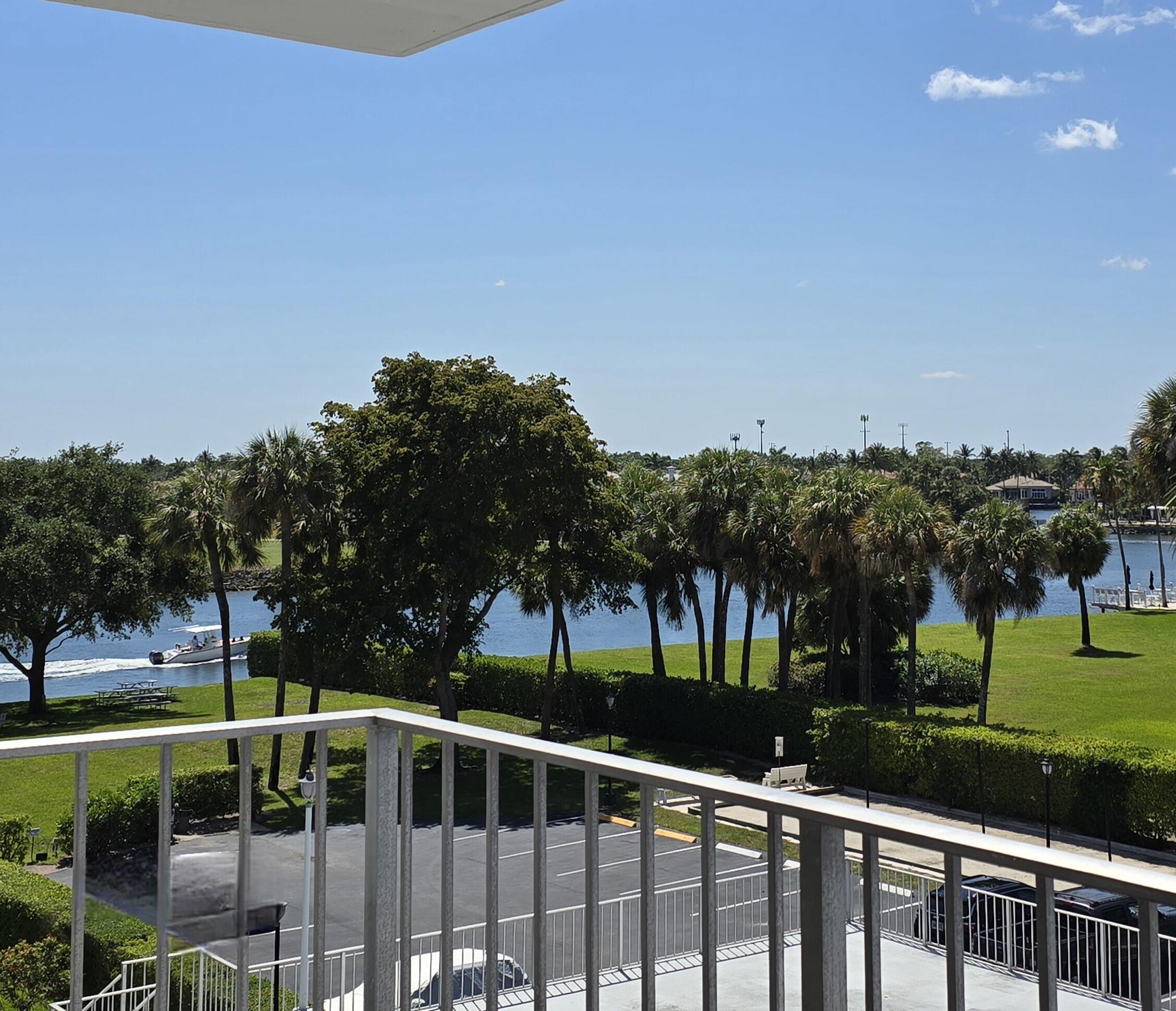 336 Golfview Road 406, North Palm Beach, FL 33408, North Palm Beach