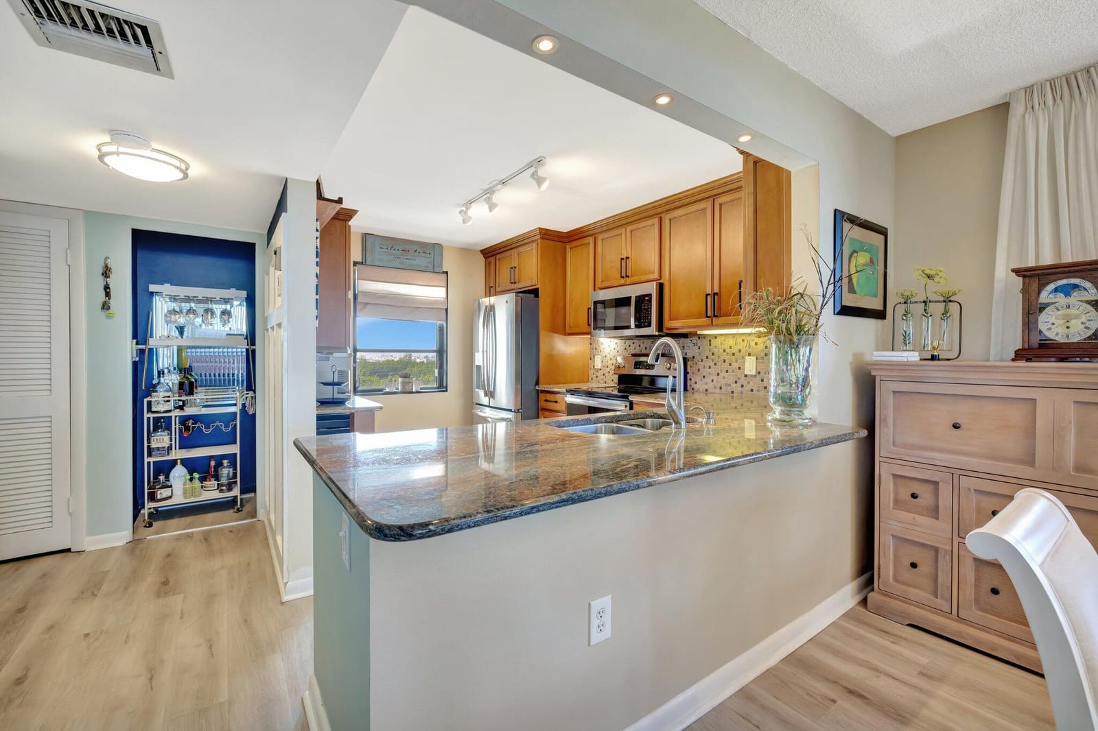 9940 S Ocean Drive 501 — photo 9