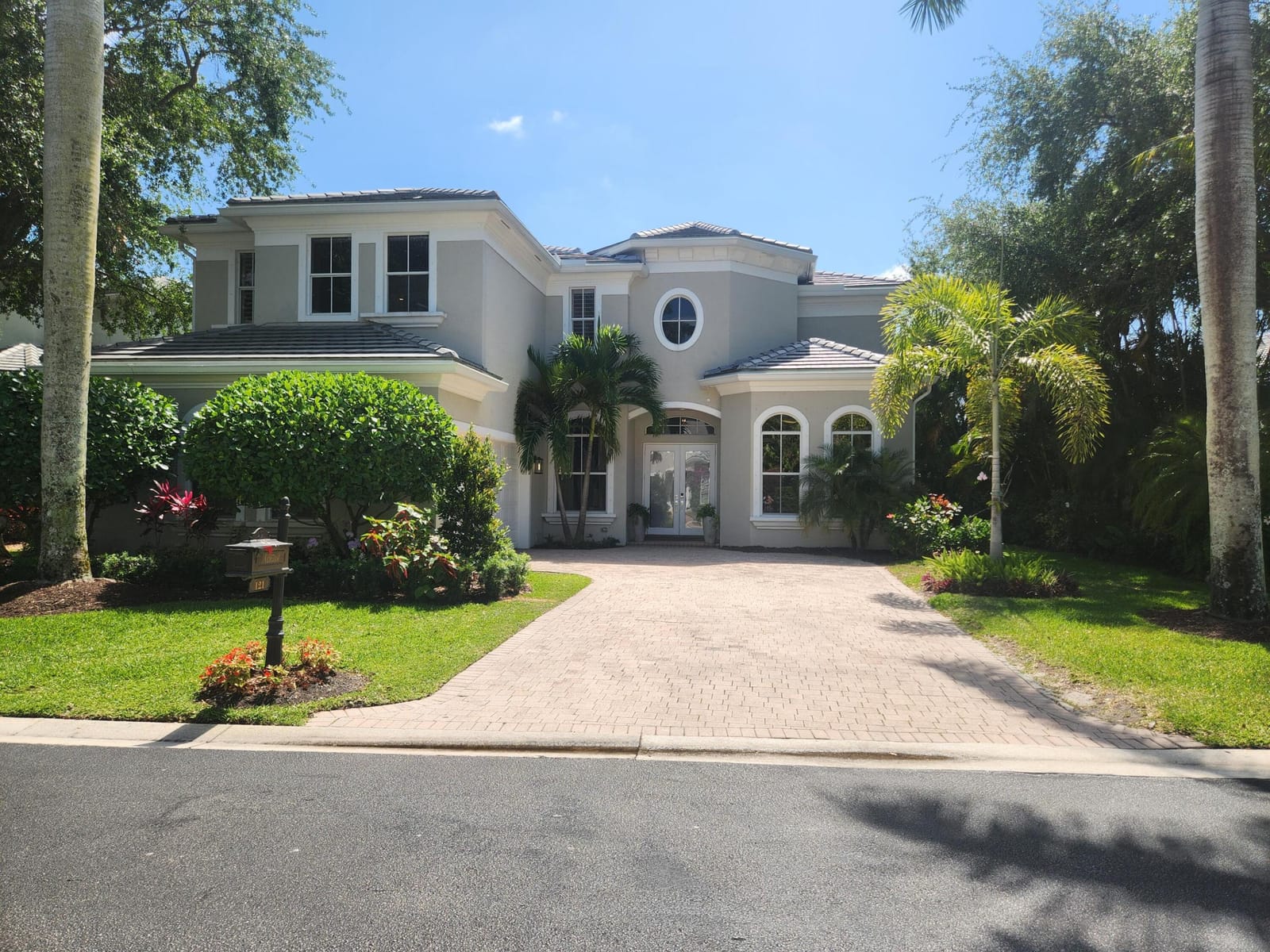 121 Tranquilla Drive, Palm Beach Gardens, FL 33418
