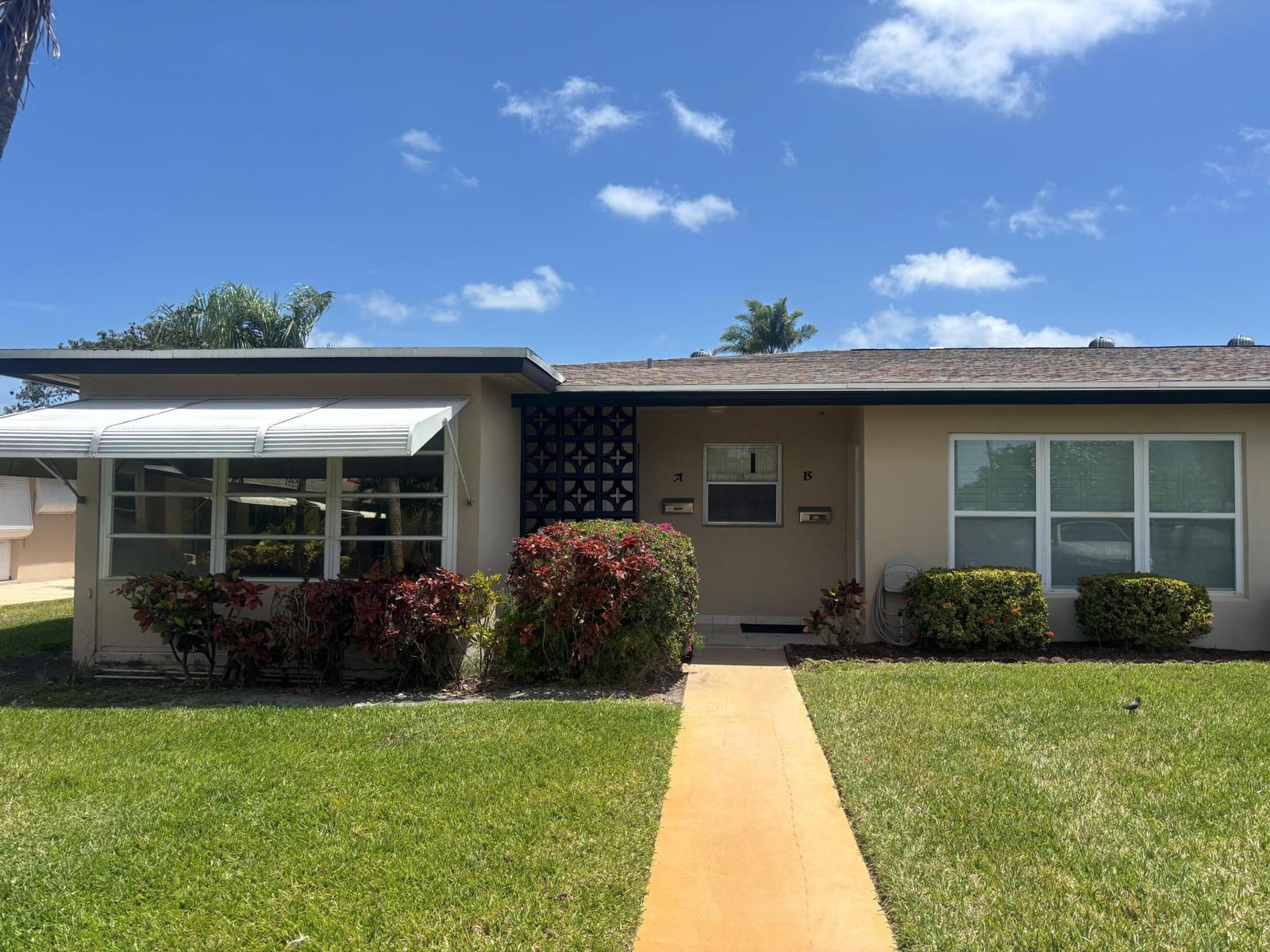 887 North Drive A, Delray Beach, FL 33445