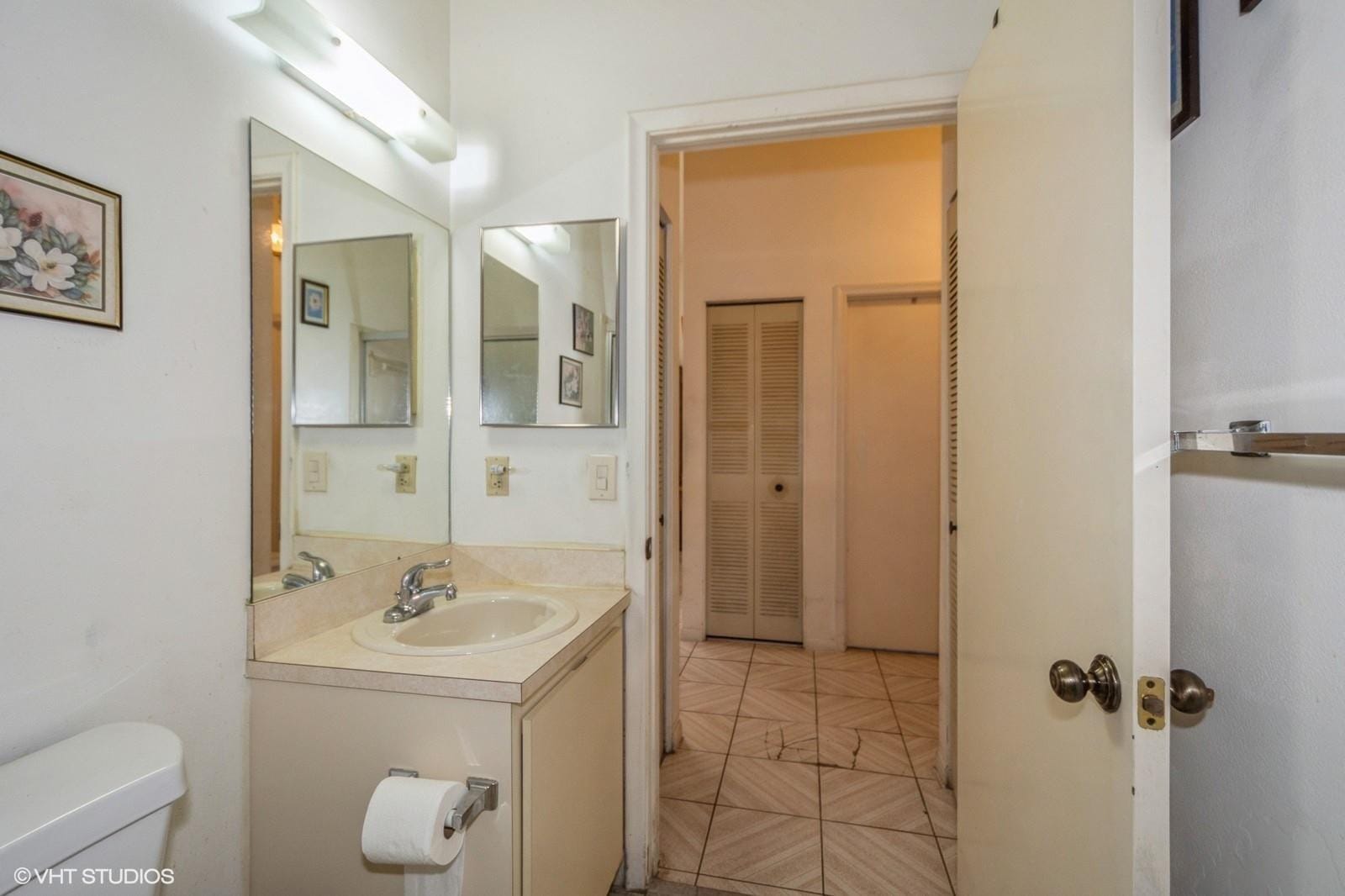 3076 S Oakland Forest Drive 502, Oakland Park, FL 33309 photo 16