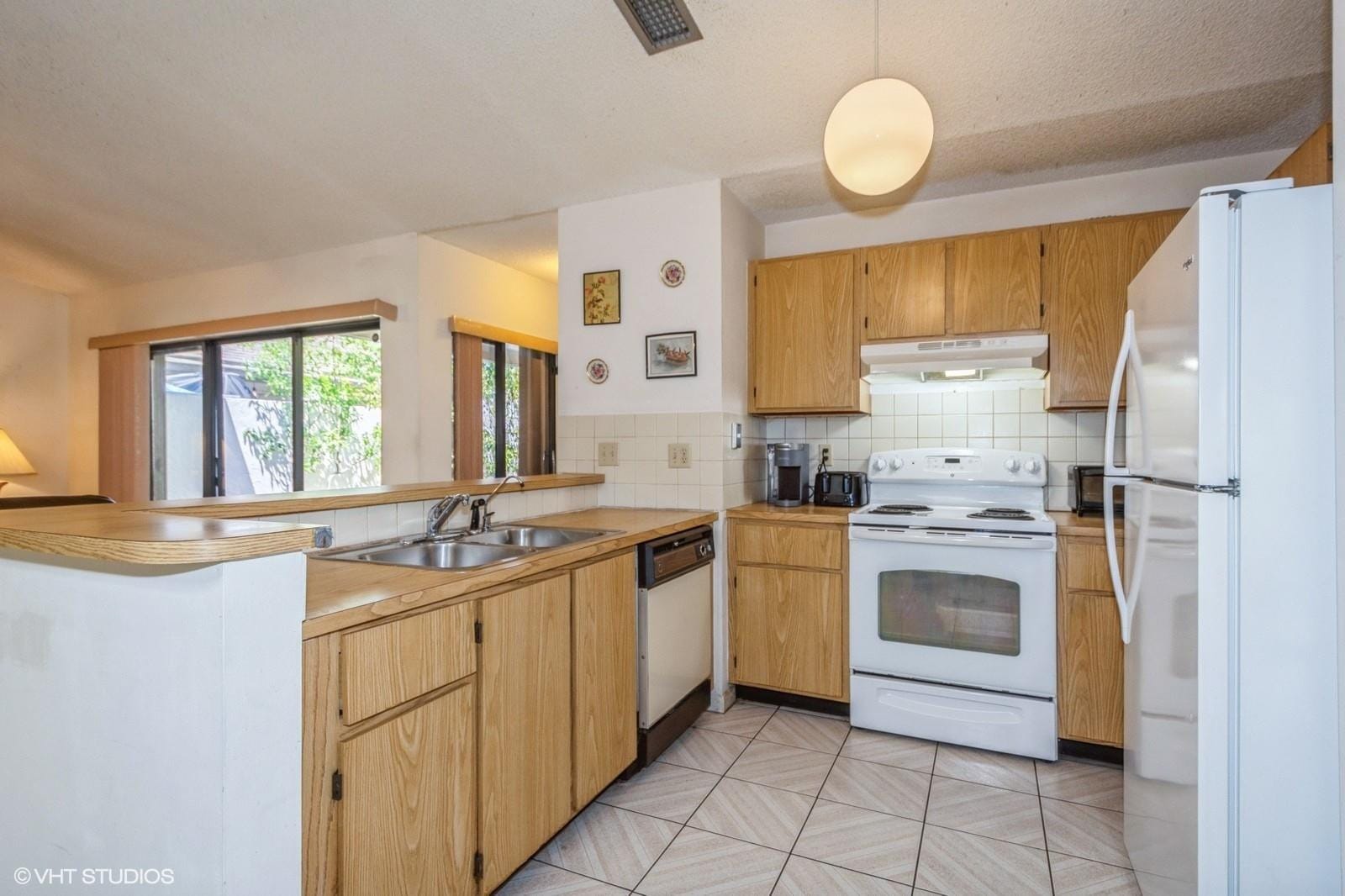 3076 S Oakland Forest Drive 502 — photo 4