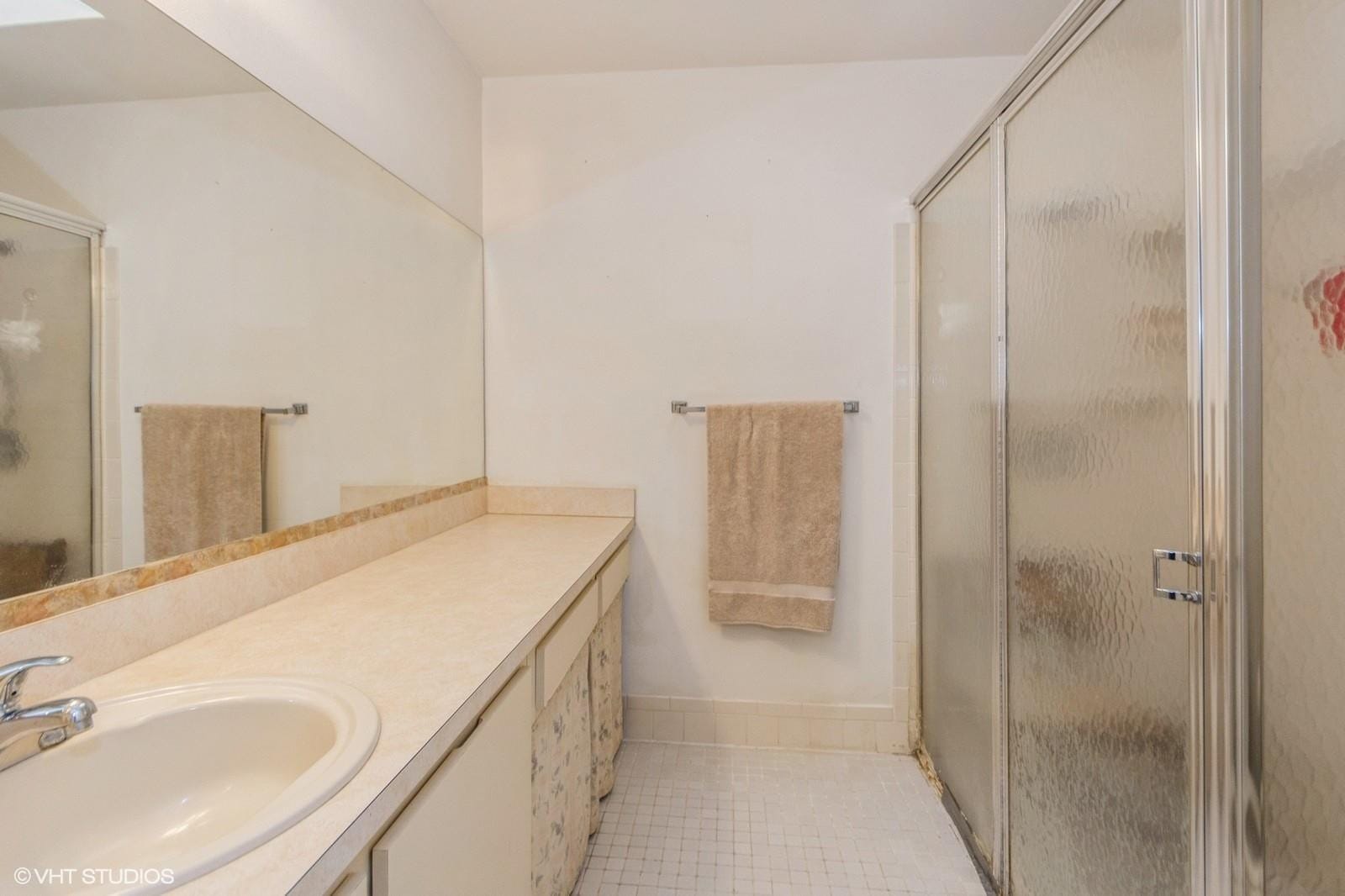 3076 S Oakland Forest Drive 502 — photo 10