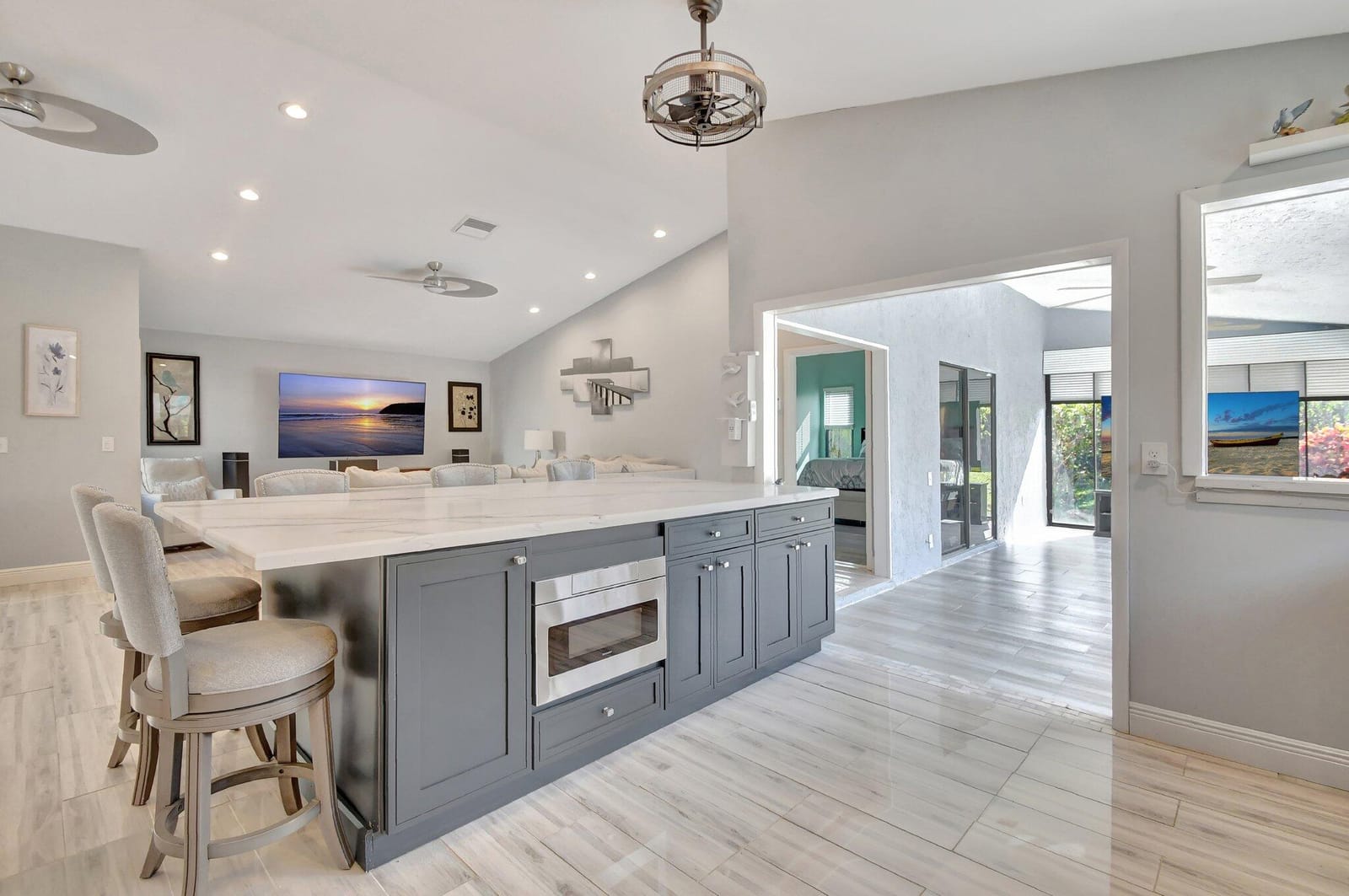 2430 NW 14th Street, Delray Beach, FL 33445