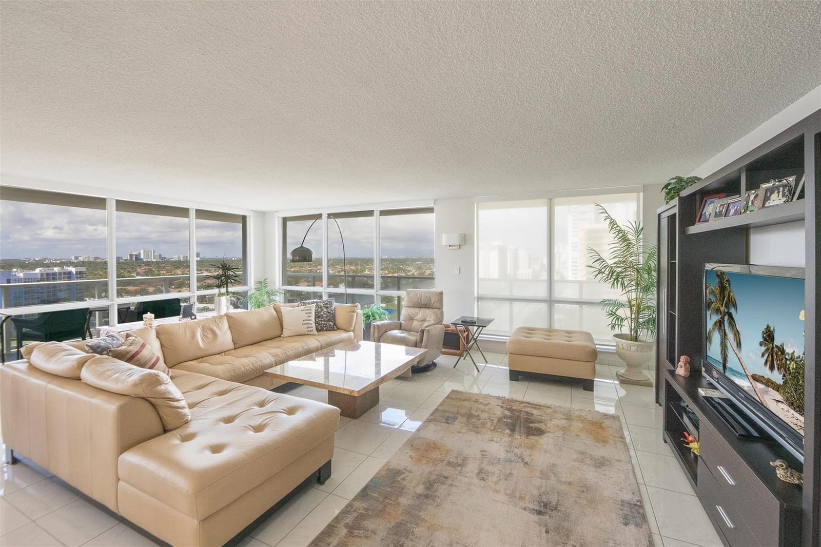 2751 S Ocean Drive 1401N, Hollywood, FL 33019