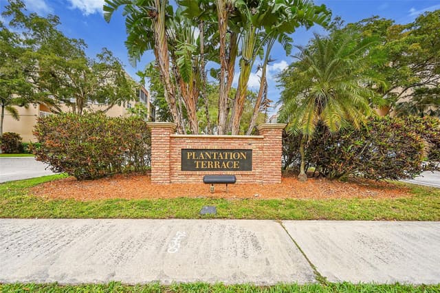 6731 Cypress Road 305, Plantation, FL 33317