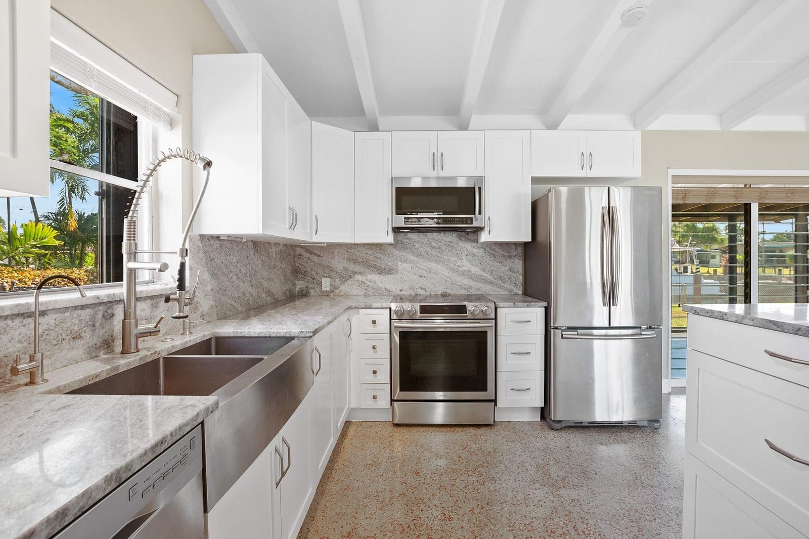 2624 Okeechobee Lane, Fort Lauderdale, FL 33312