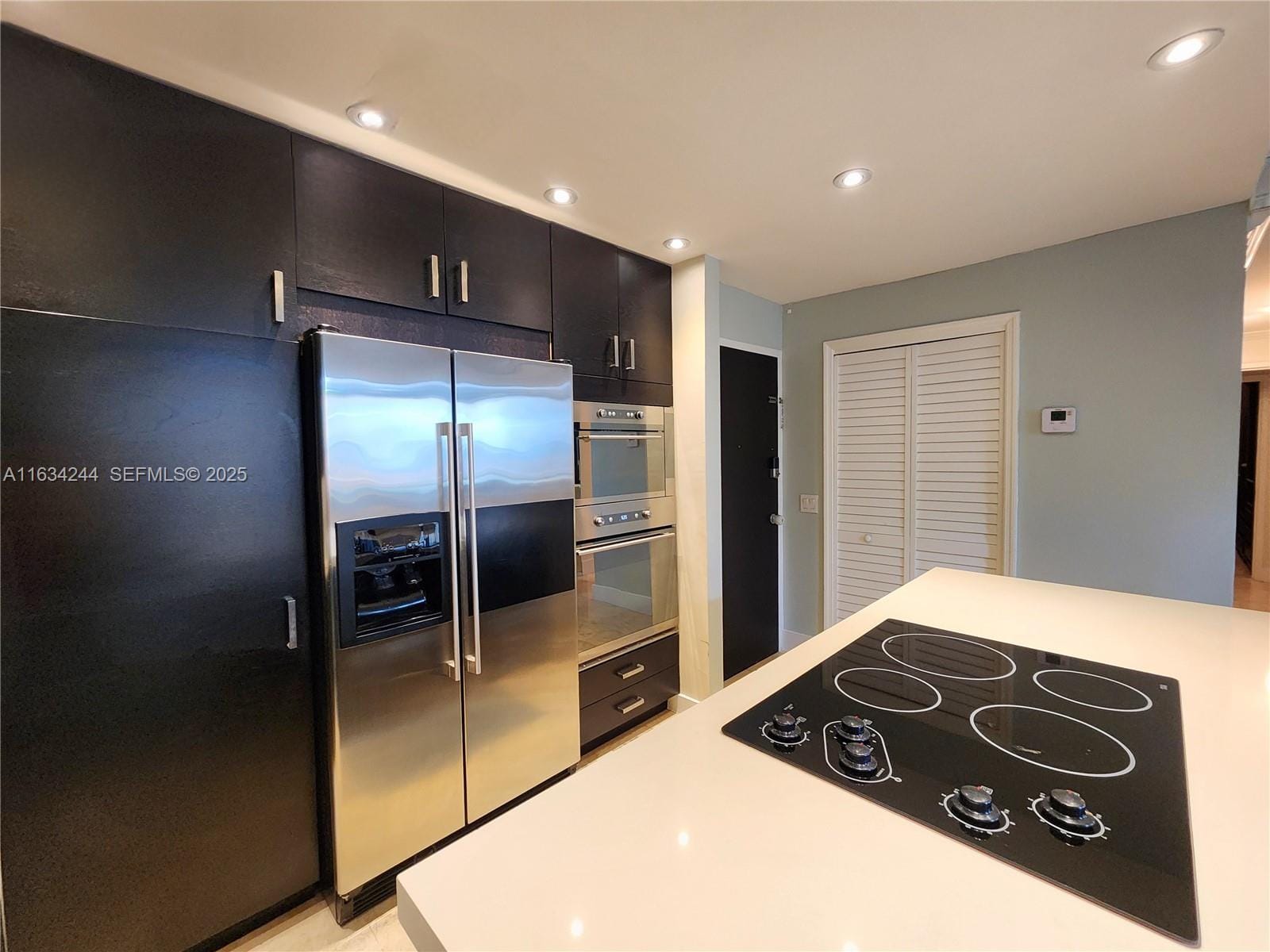 3505 S Ocean Drive 1409 — photo 8