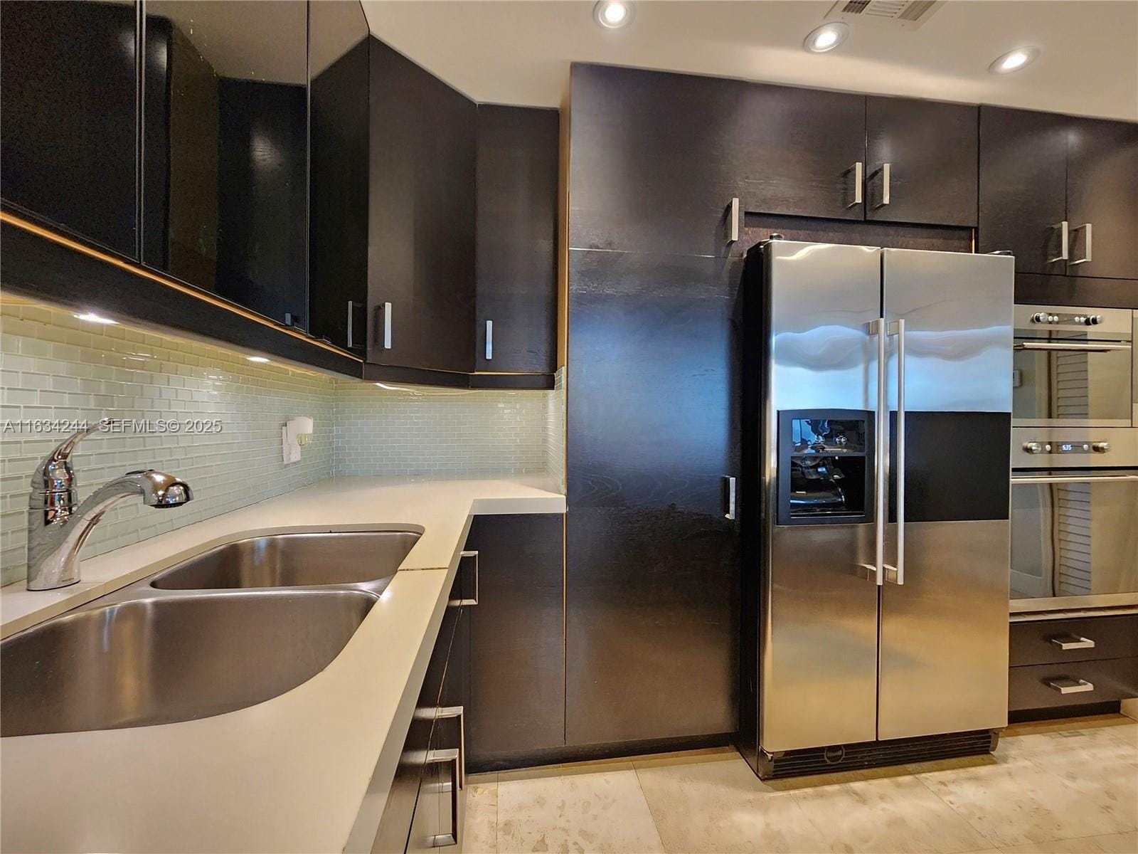 3505 S Ocean Drive 1409 — photo 9