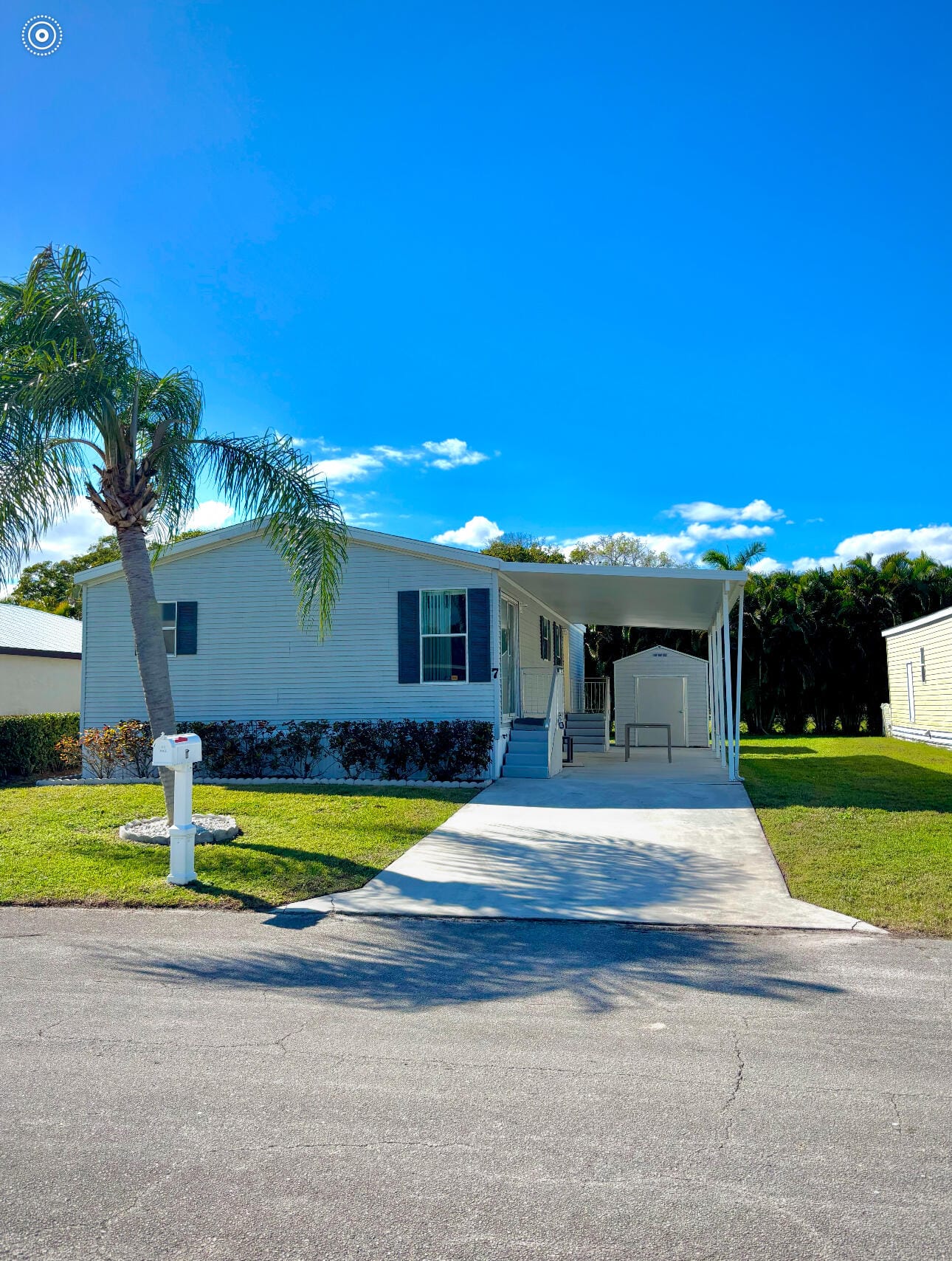 7 SE Flamenco Way Way, Port St. Lucie, FL 34952
