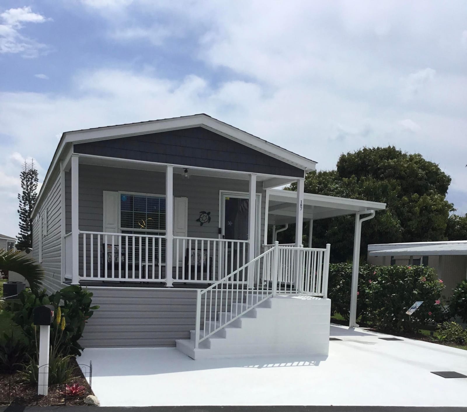 187 Cardinal Avenue, Fort Pierce, FL 34982 photo 2