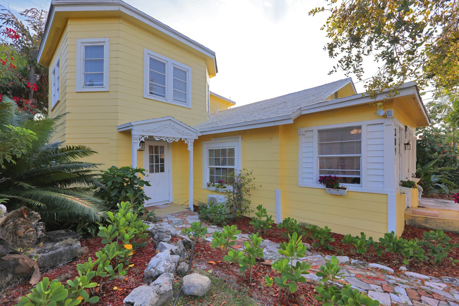 309 4th Avenue S, Lake Worth Beach, FL 33460