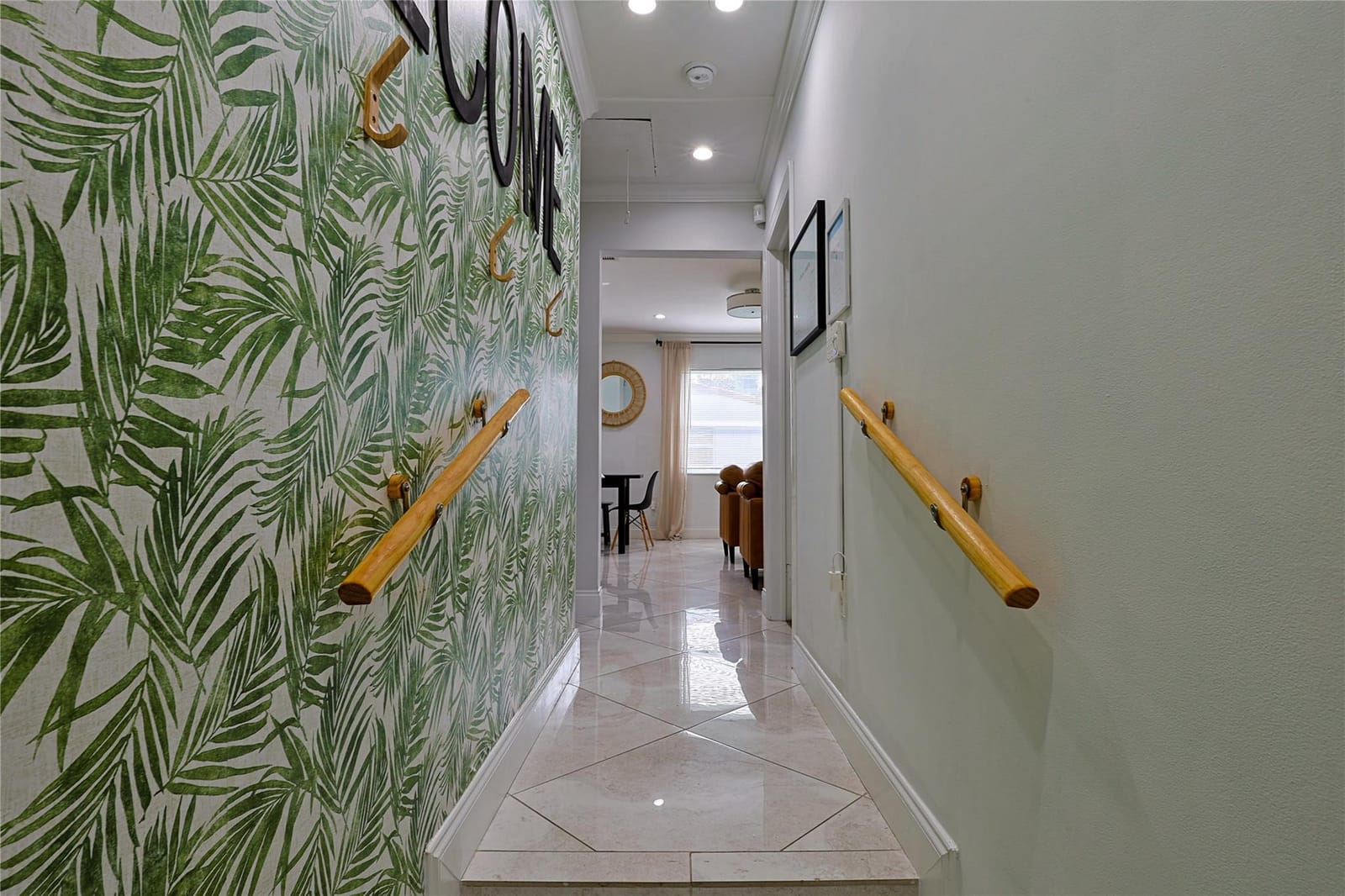 1614 Plunkett Street — photo 8