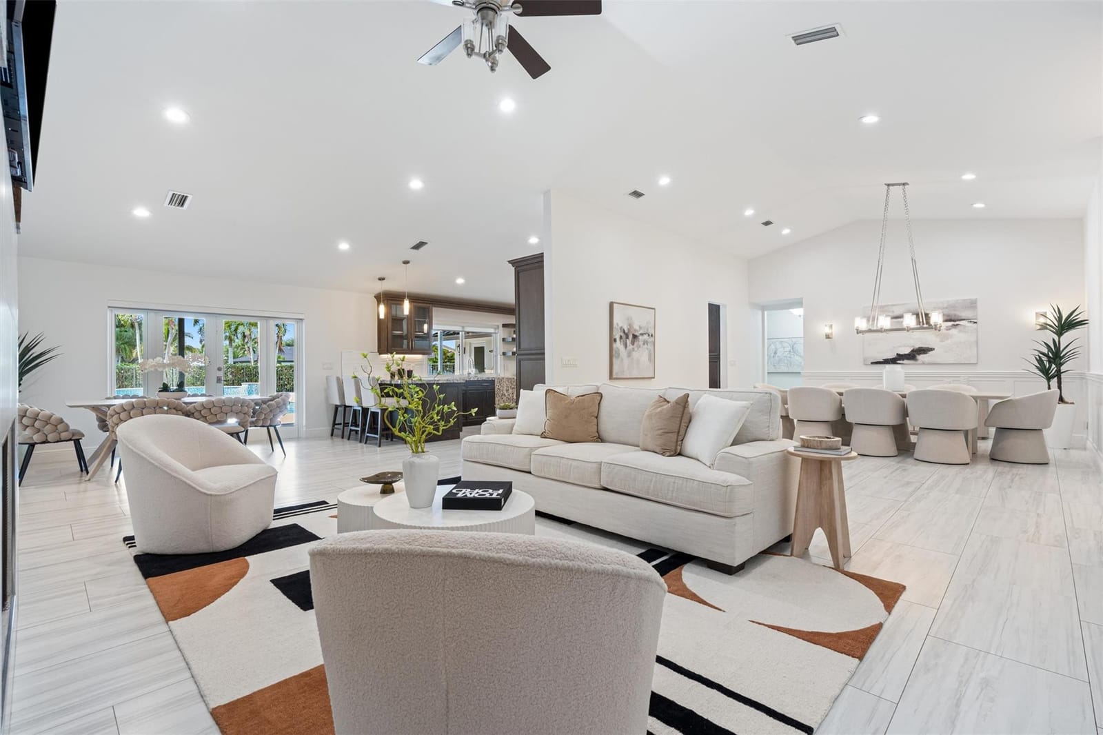 11914 Green Oak Drive — photo 5
