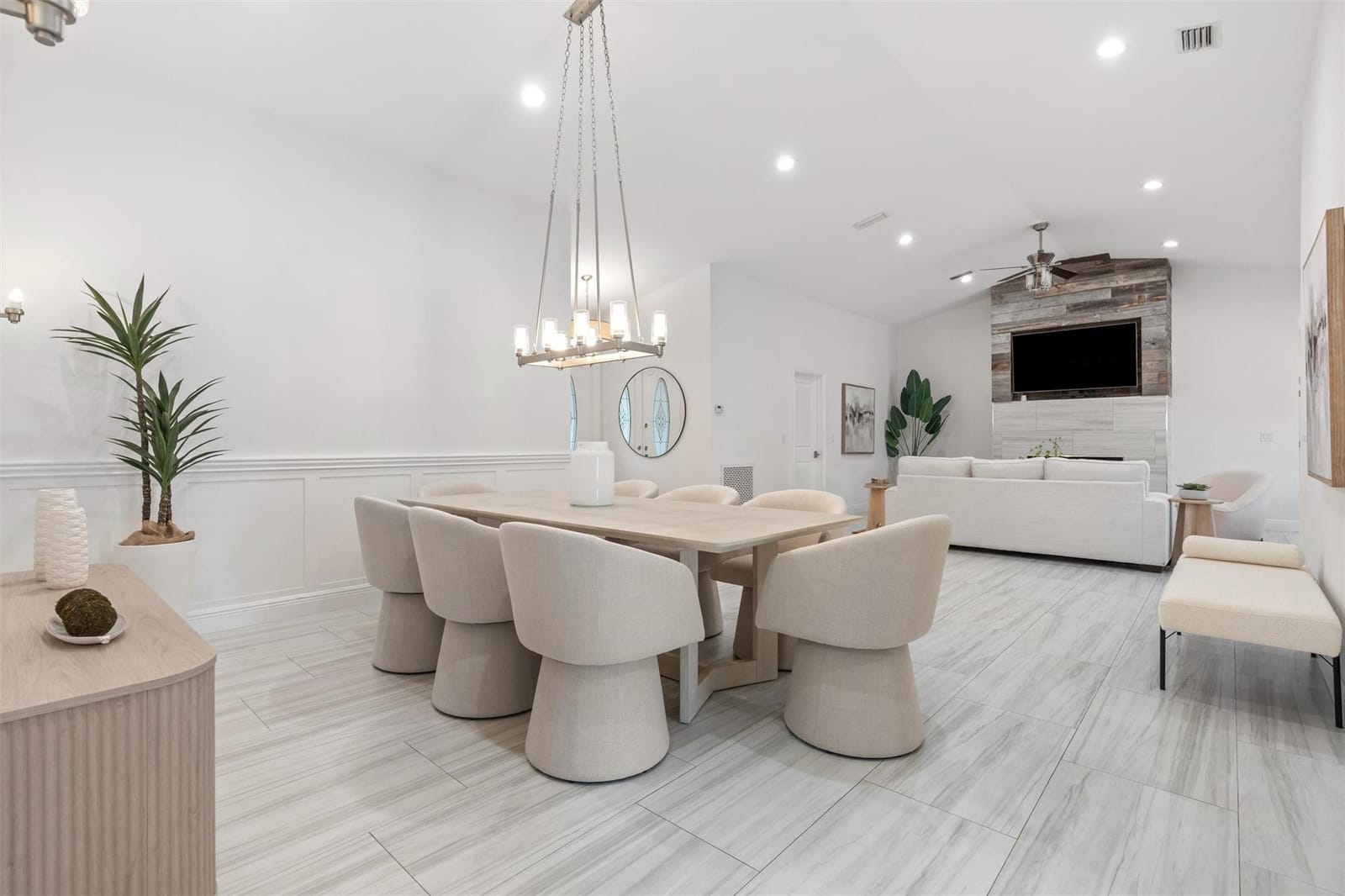 11914 Green Oak Drive — photo 6