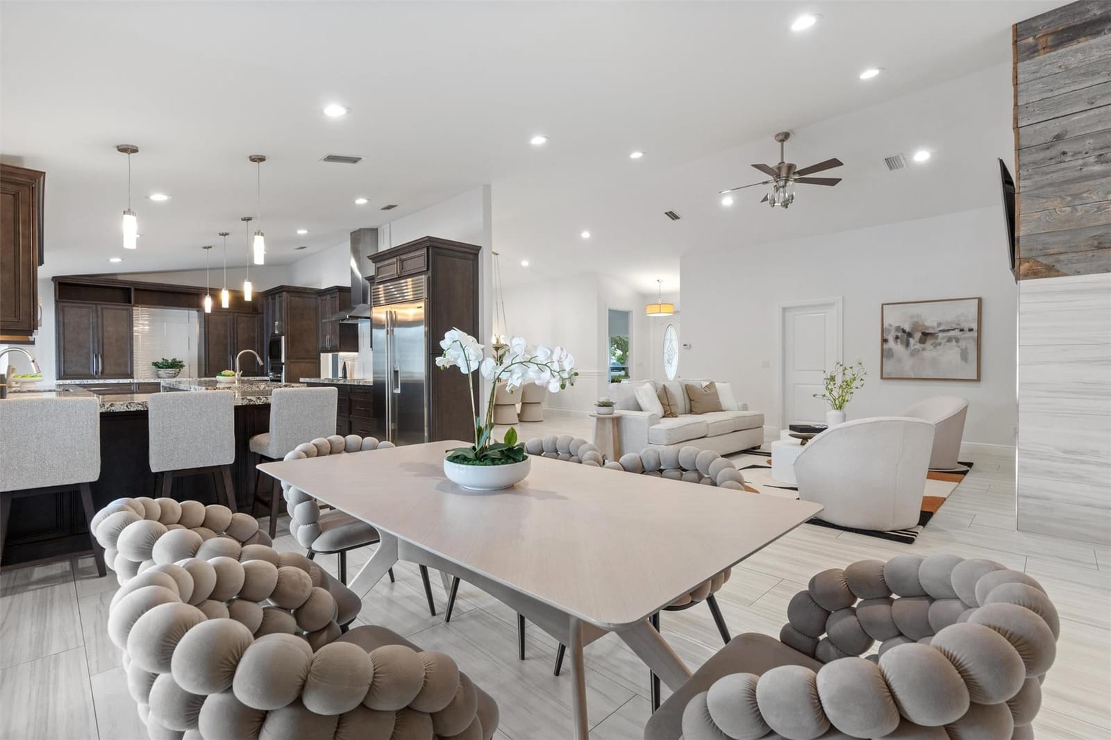 11914 Green Oak Drive — photo 8