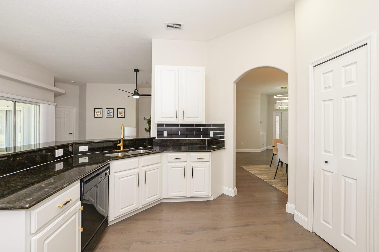 590 Valencia Circle, Vero Beach, FL 32968 photo 14
