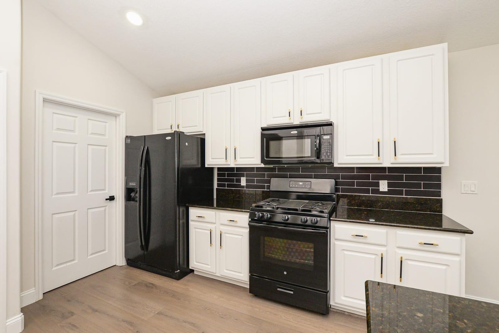 590 Valencia Circle, Vero Beach, FL 32968 photo 15
