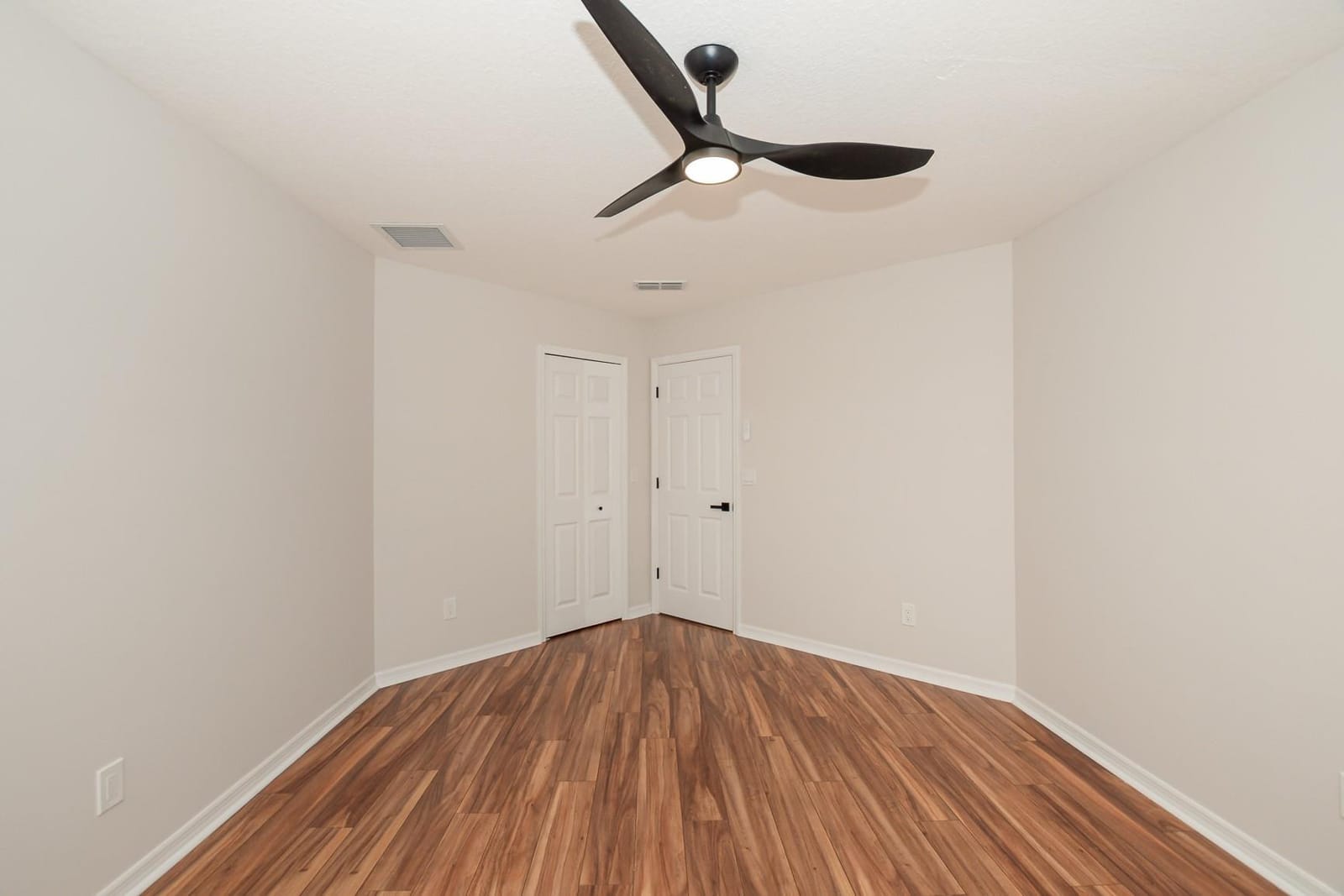 590 Valencia Circle, Vero Beach, FL 32968 photo 18