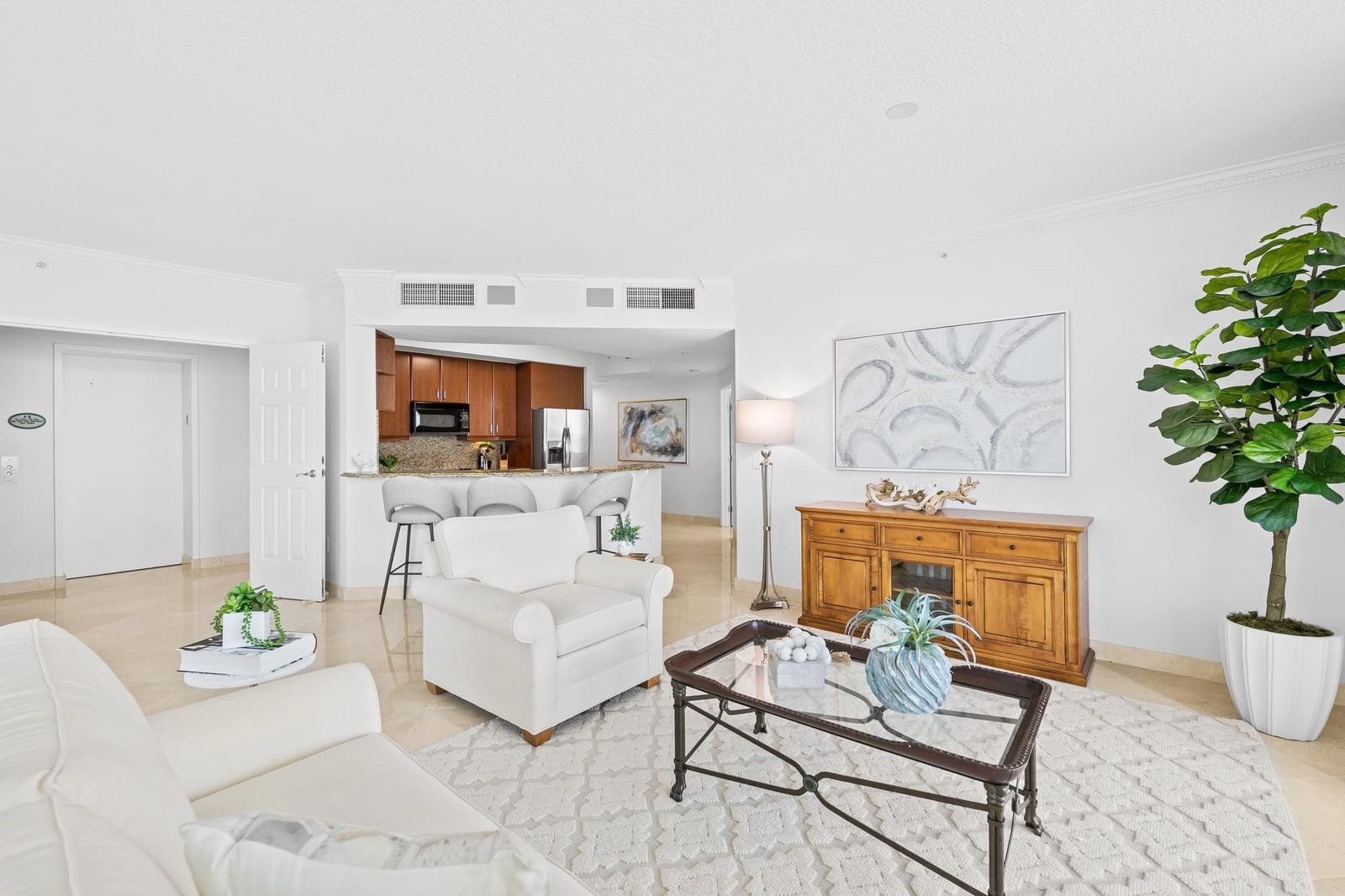 100 S Birch Road 1605 — photo 5