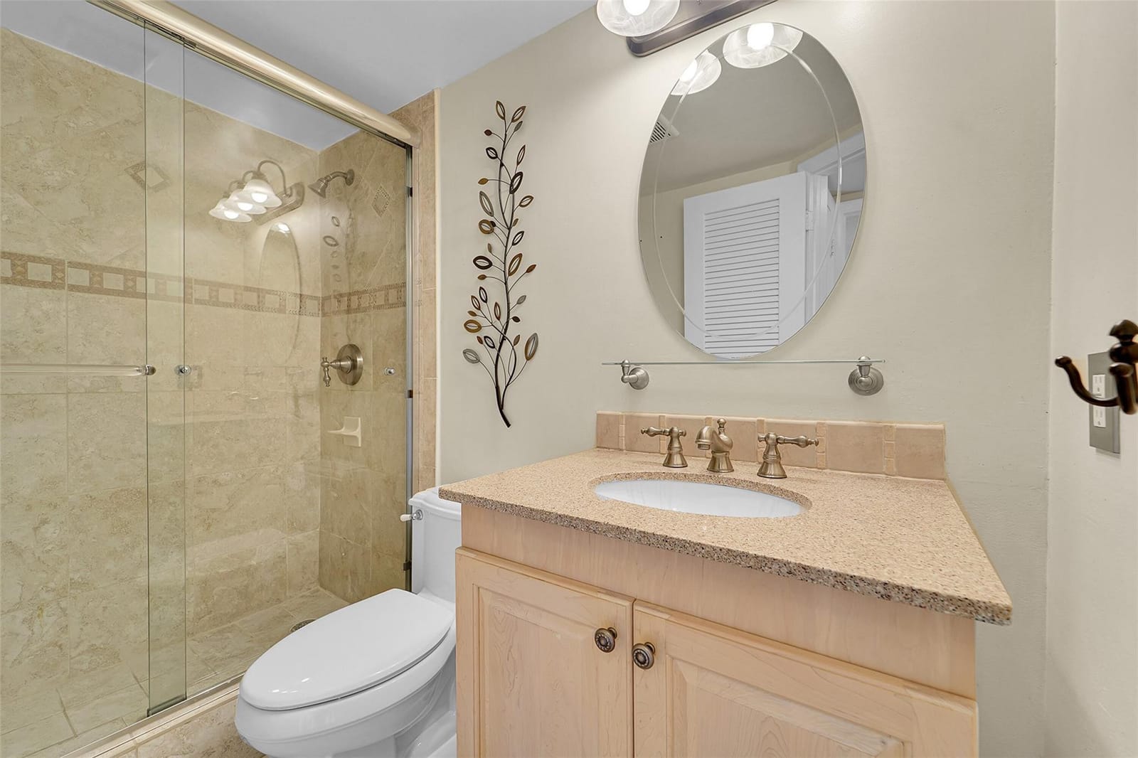 610 Tennis Club Drive 401, Fort Lauderdale, FL 33311 photo 17