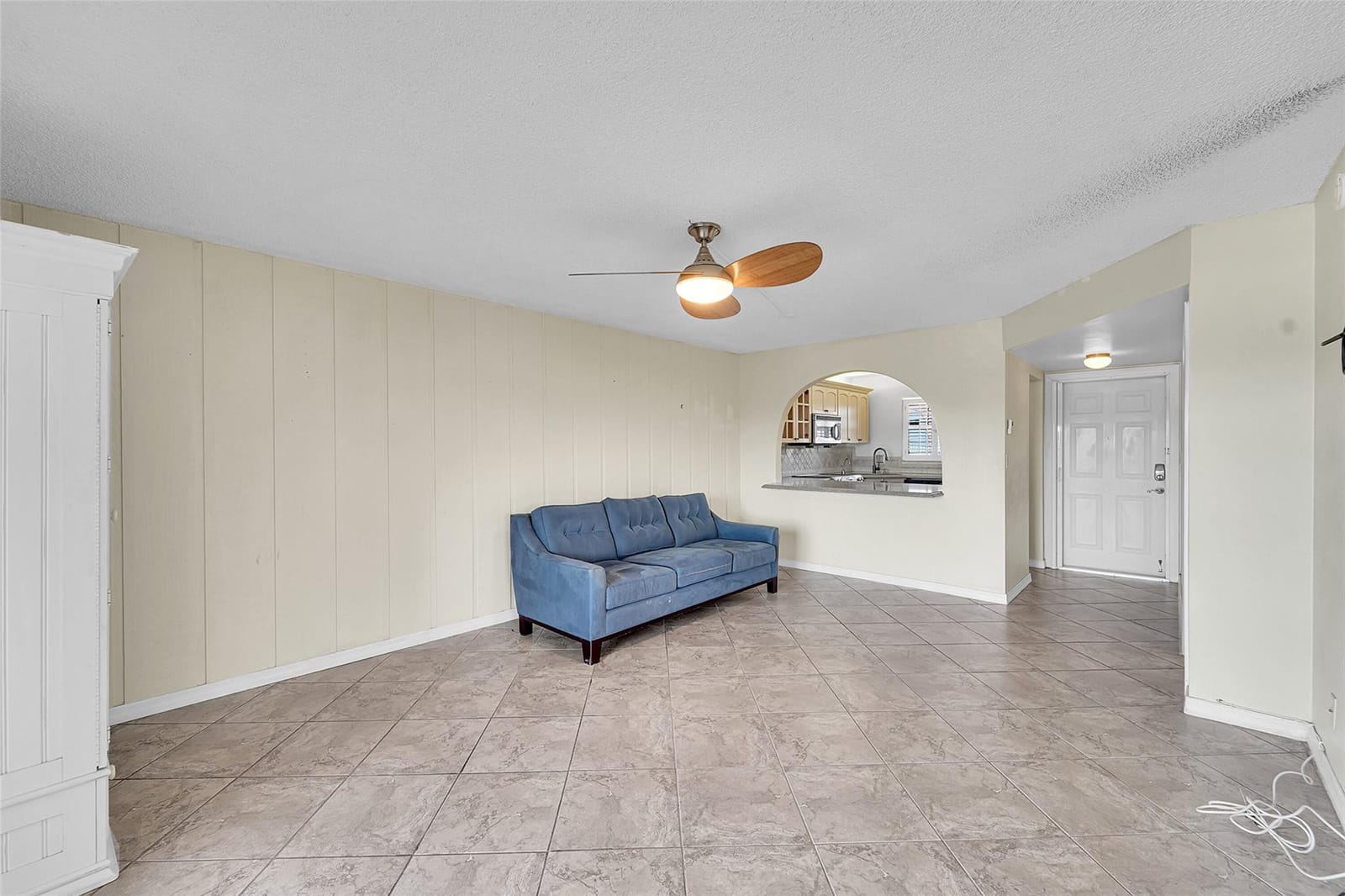 610 Tennis Club Drive 401 — photo 8