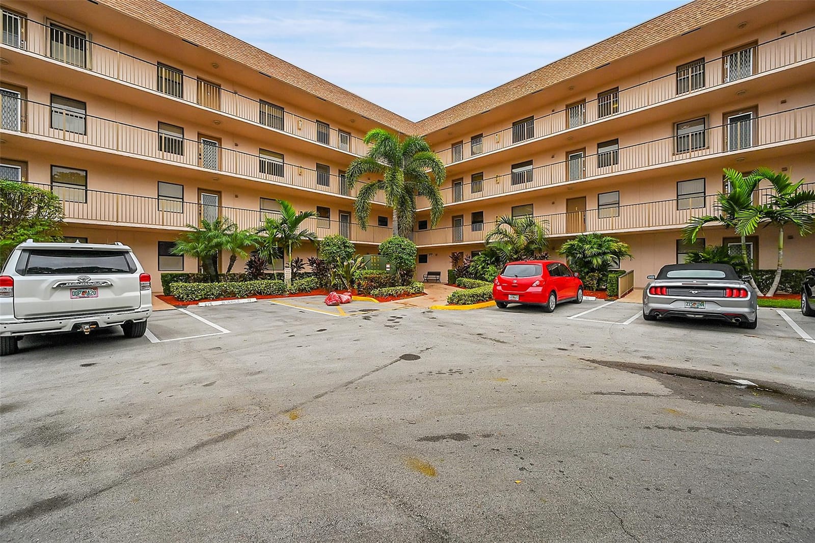 2711 NW 104th Avenue 302, Sunrise, FL 33322 photo 24