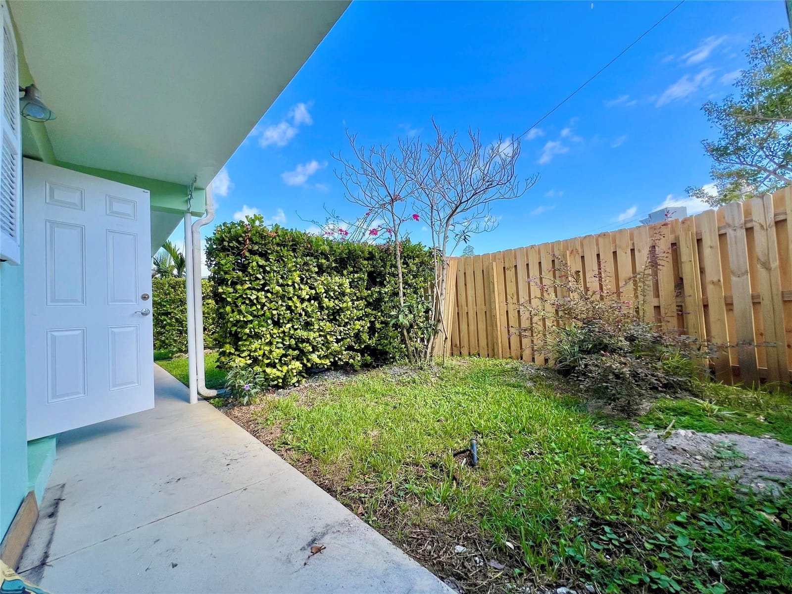 2124 NE 5th Avenue 107, Wilton Manors, FL 33305 photo 14