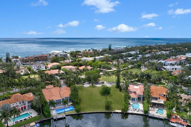 534 N Parkway Parkway, Golden Beach, FL 33160