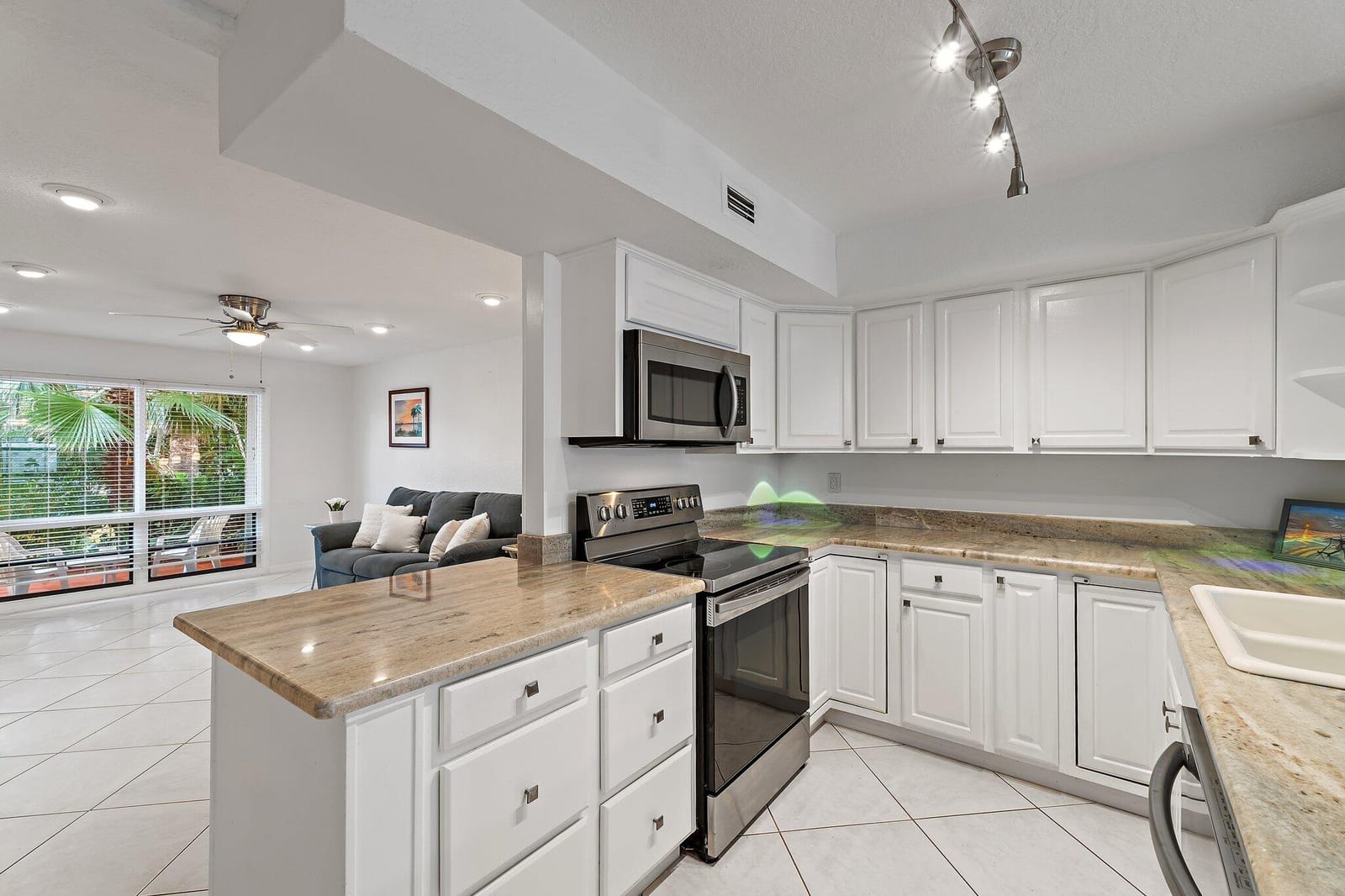 2801 N Highway A1a Unit E — photo 10