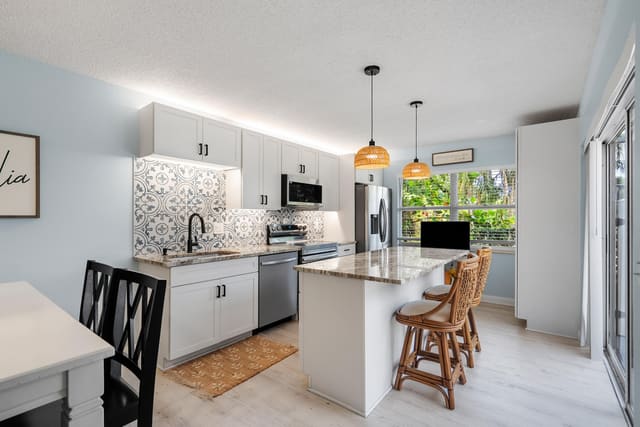 3273 SW Sunset Trace Circle, Palm City, FL 34990