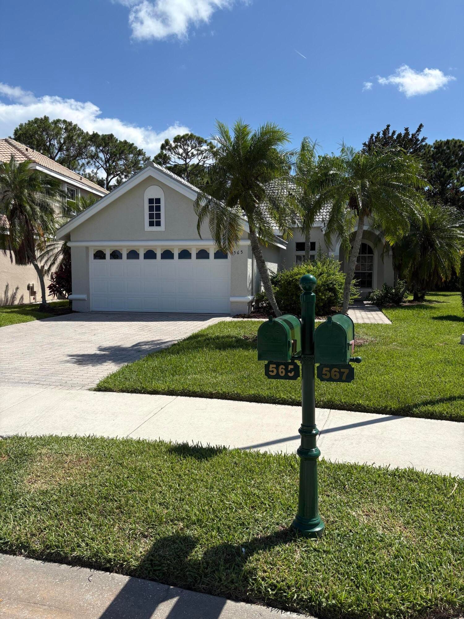 565 SW New Castle Cove, Port St. Lucie, FL 34986