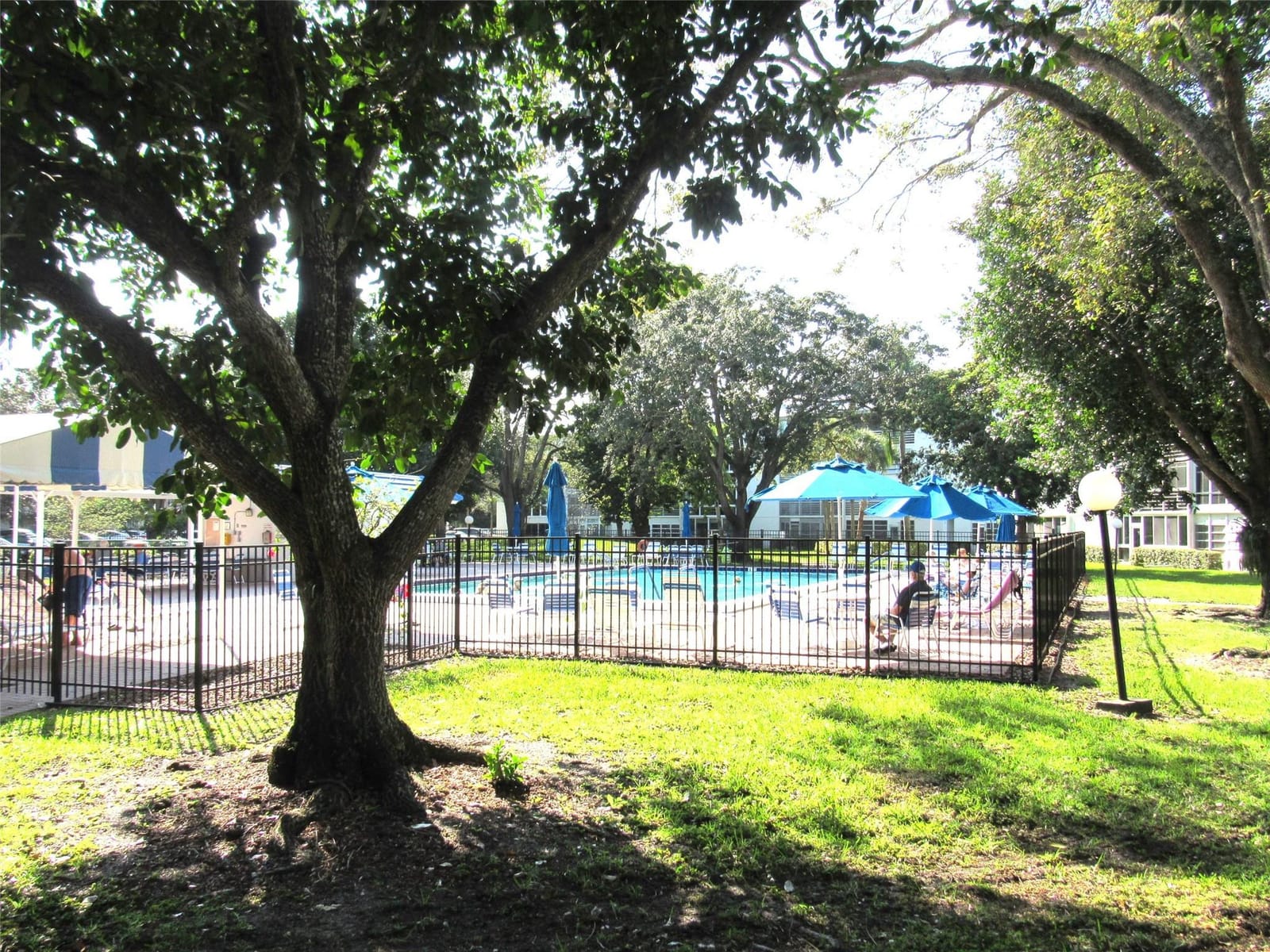3001 Portofino Isle F1 — photo 6