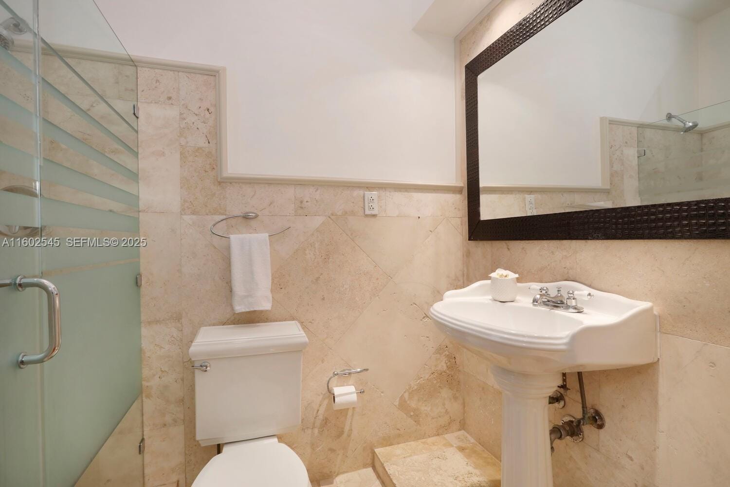 84 W Shore Drive, Coconut Grove, FL 33133 photo 12