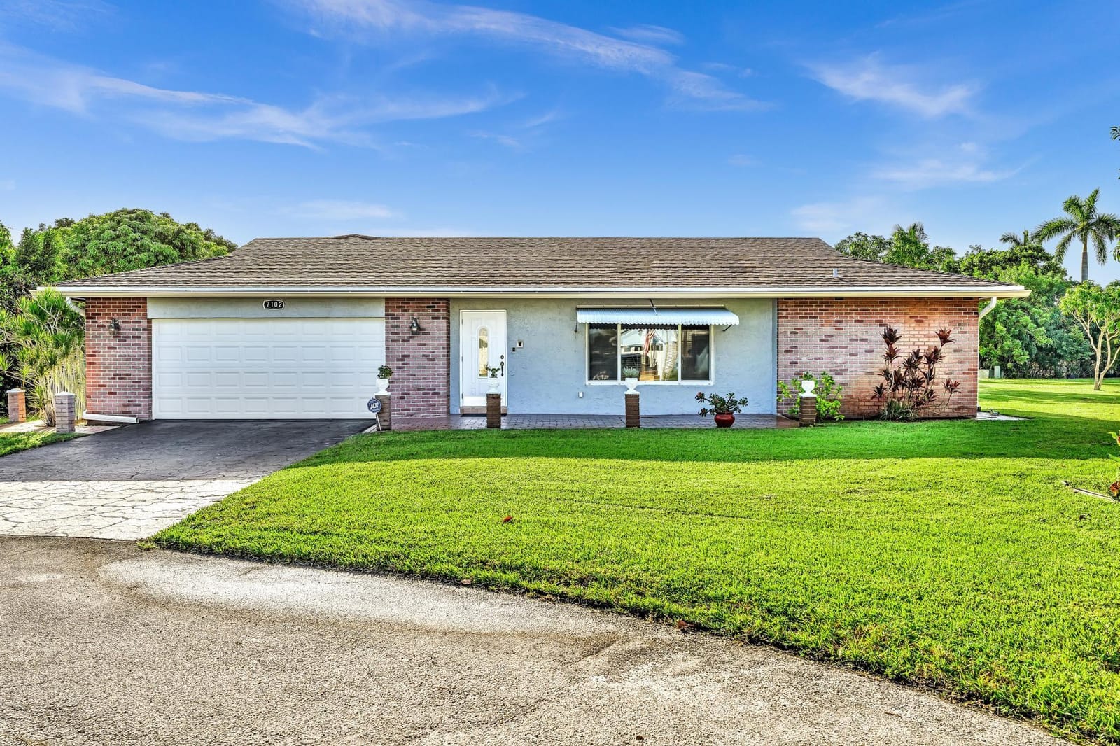 7102 NW 93rd Avenue, Tamarac, FL 33321