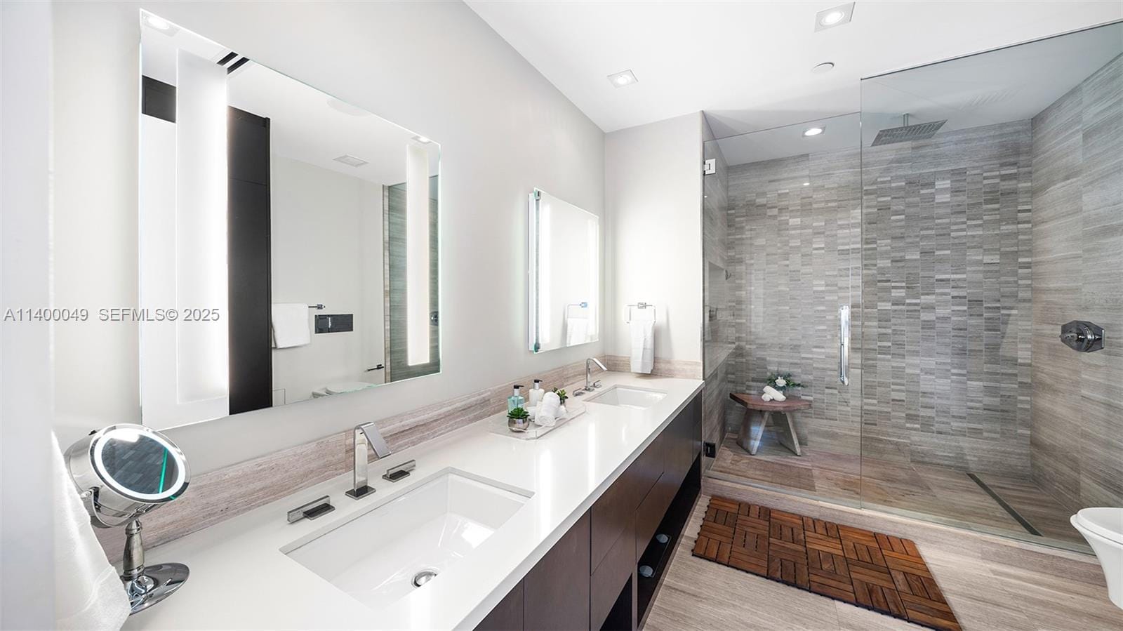 2301 Collins Avenue 1609 — photo 10