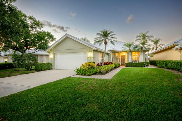 2036 SW Mayflower Drive, Palm City, FL 34990