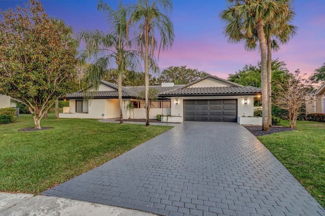 20758 Sorolla Terrace, Boca Raton, FL 33433