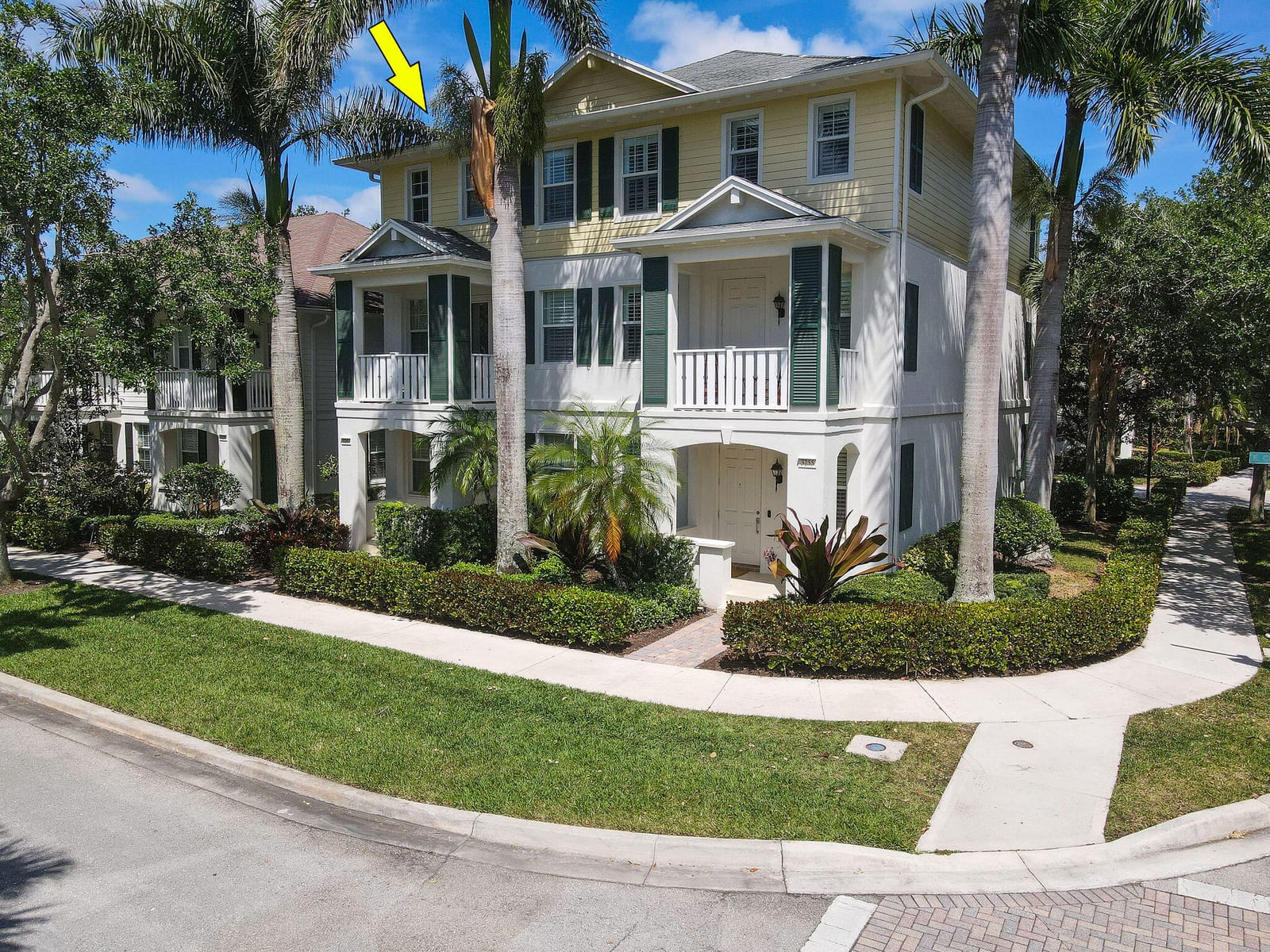 3247 E Community Drive, Jupiter, FL 33458