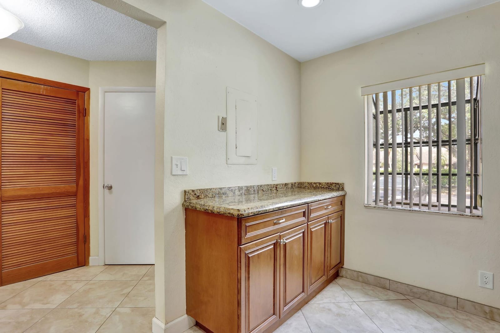 3341 Carambola Circle 2415, Coconut Creek, FL 33066 photo 16