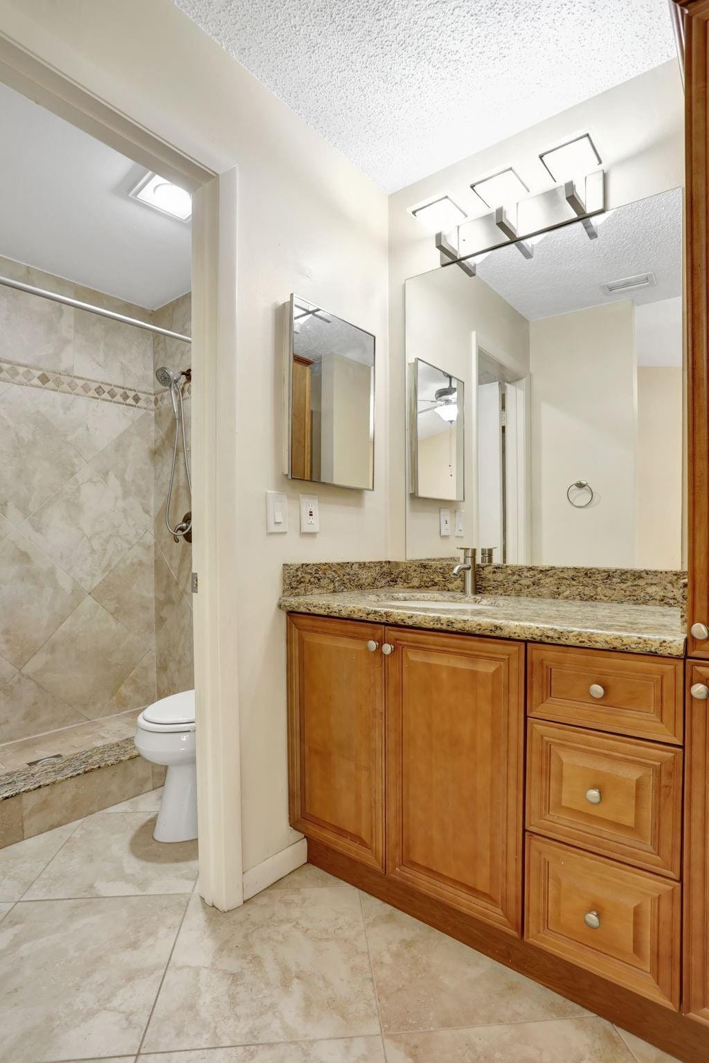3341 Carambola Circle 2415, Coconut Creek, FL 33066 photo 21