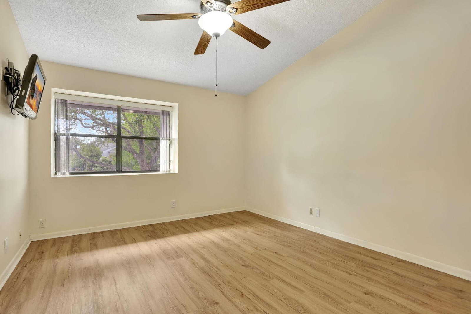 3341 Carambola Circle 2415, Coconut Creek, FL 33066 photo 25
