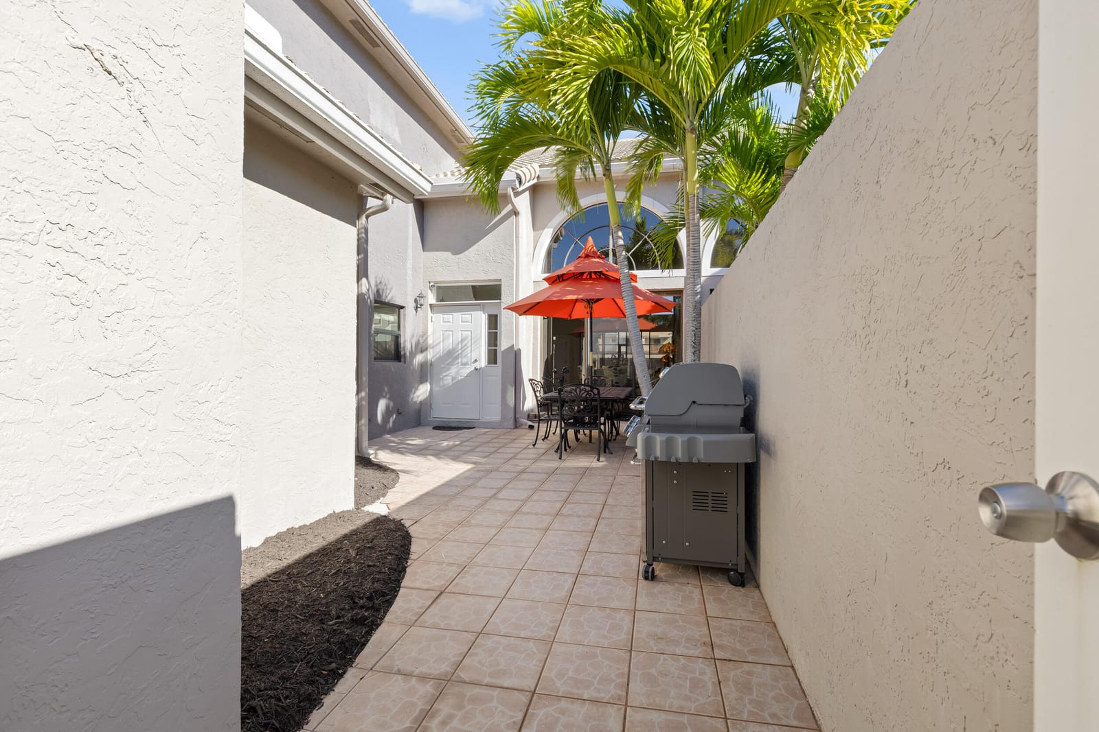 5465 Monterey Circle 16, Delray Beach, FL 33484 photo 4