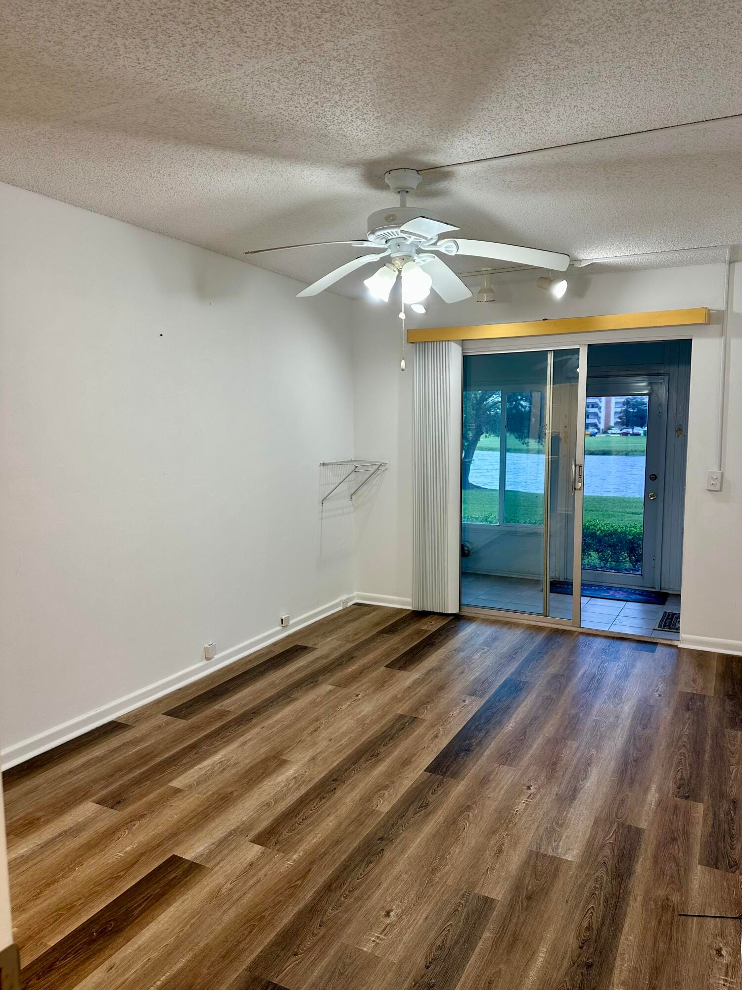 1021 Guildford B 1021, Boca Raton, FL 33434 photo 11