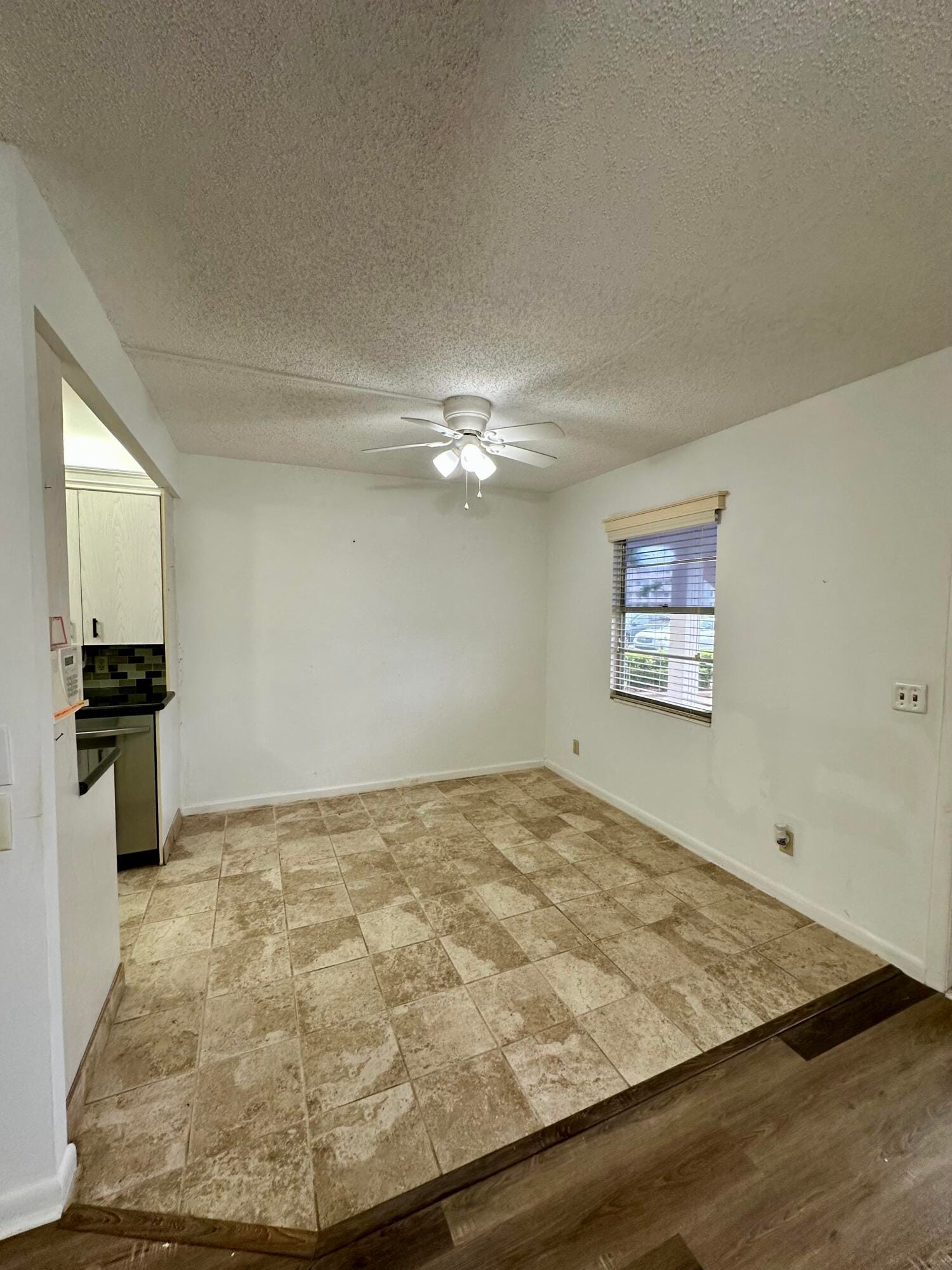1021 Guildford B 1021, Boca Raton, FL 33434 photo 6
