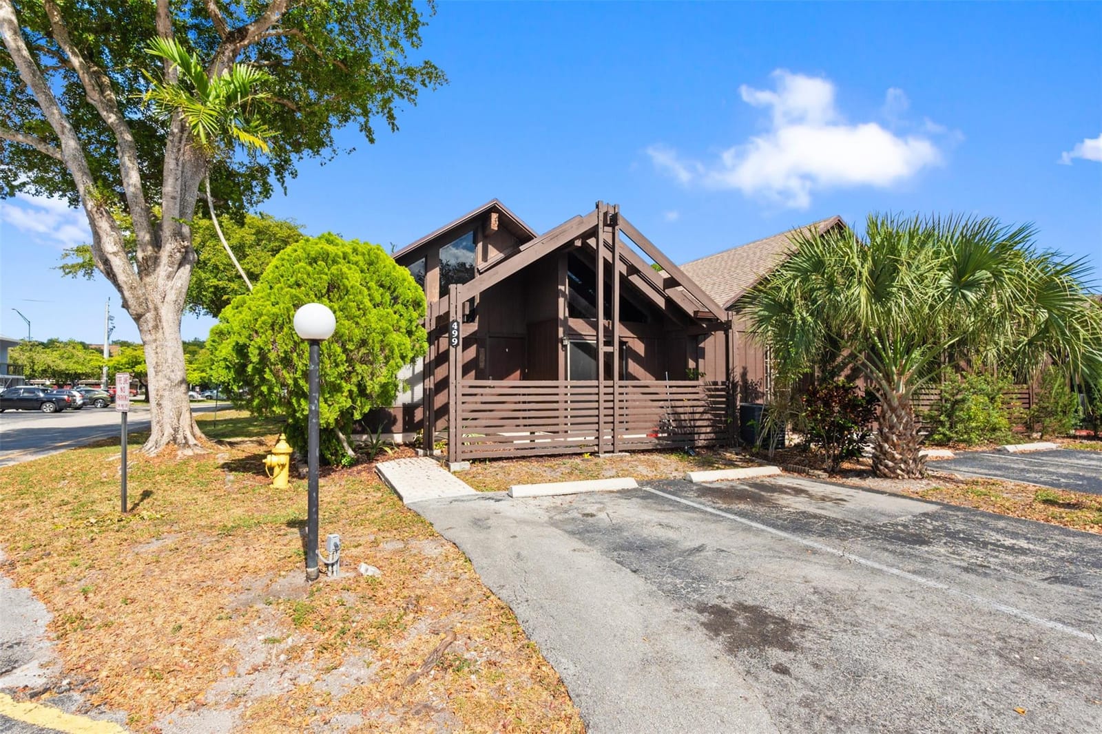 499 N University Drive, Plantation, FL 33324