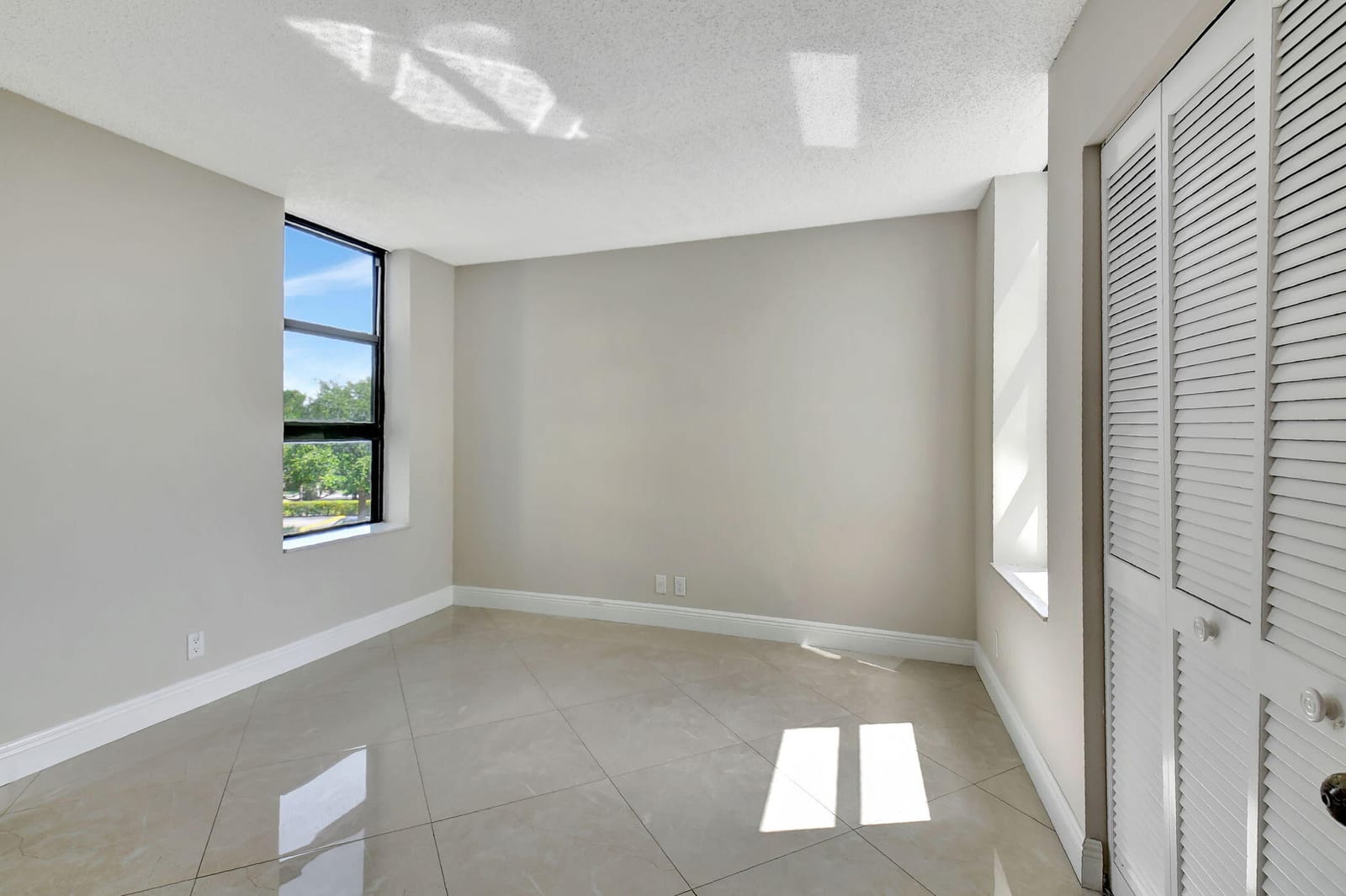 6372 La Costa Drive 302, Boca Raton, FL 33433 photo 25